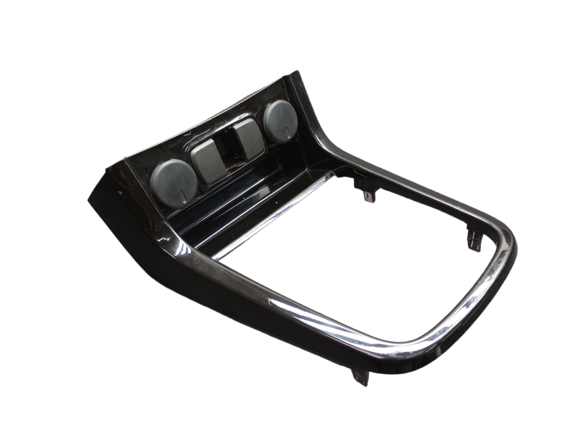 Moldura Central Trailblazer 2016 3
