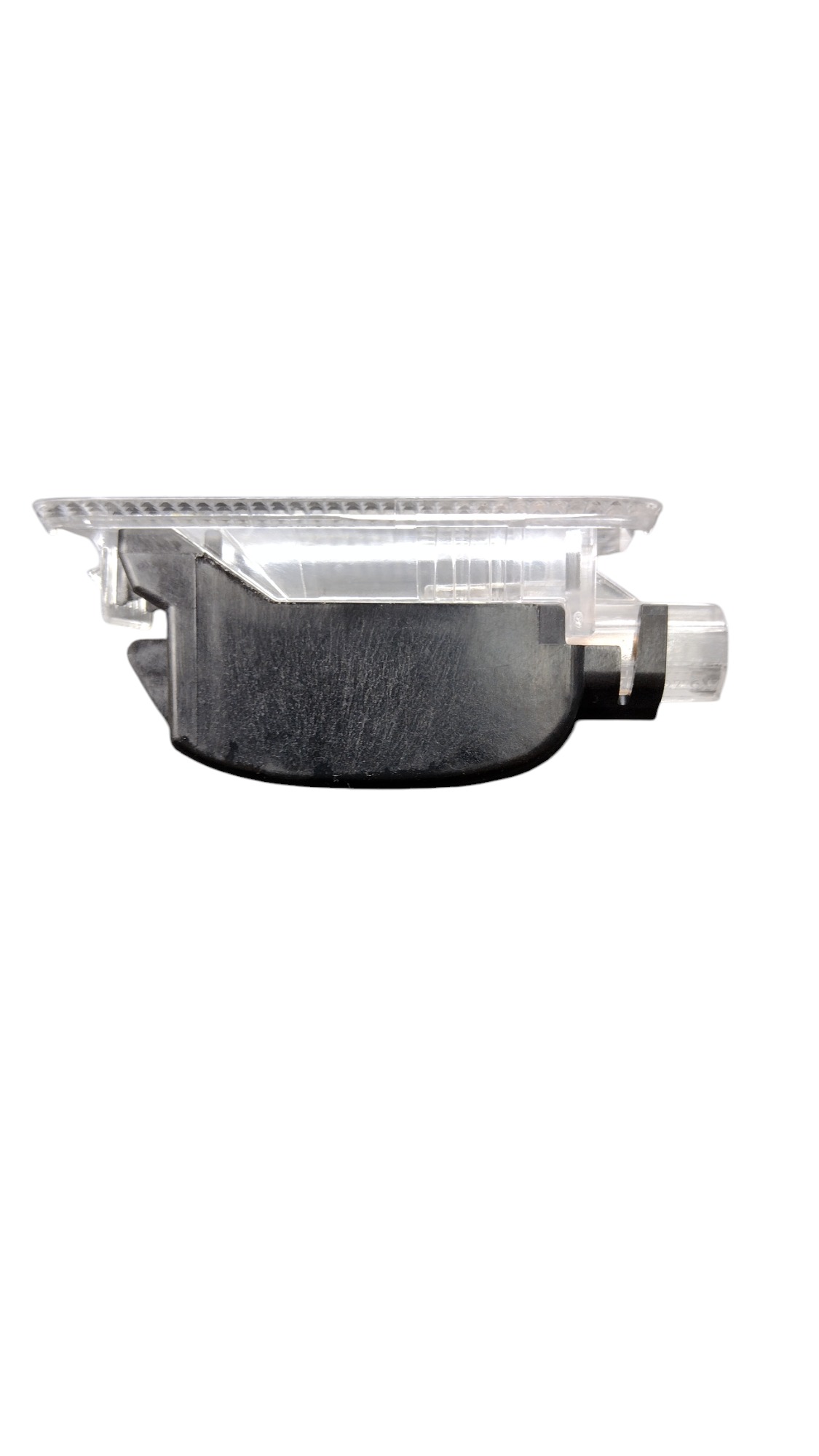 Luz Cortesia L.e Porta Malas Corolla Cross 2024 174-70221 2