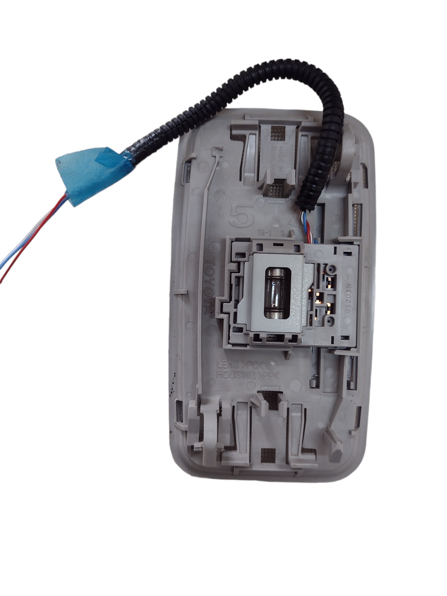 Luz Teto Cortesia Hilux 2020 Com Detalhe 2