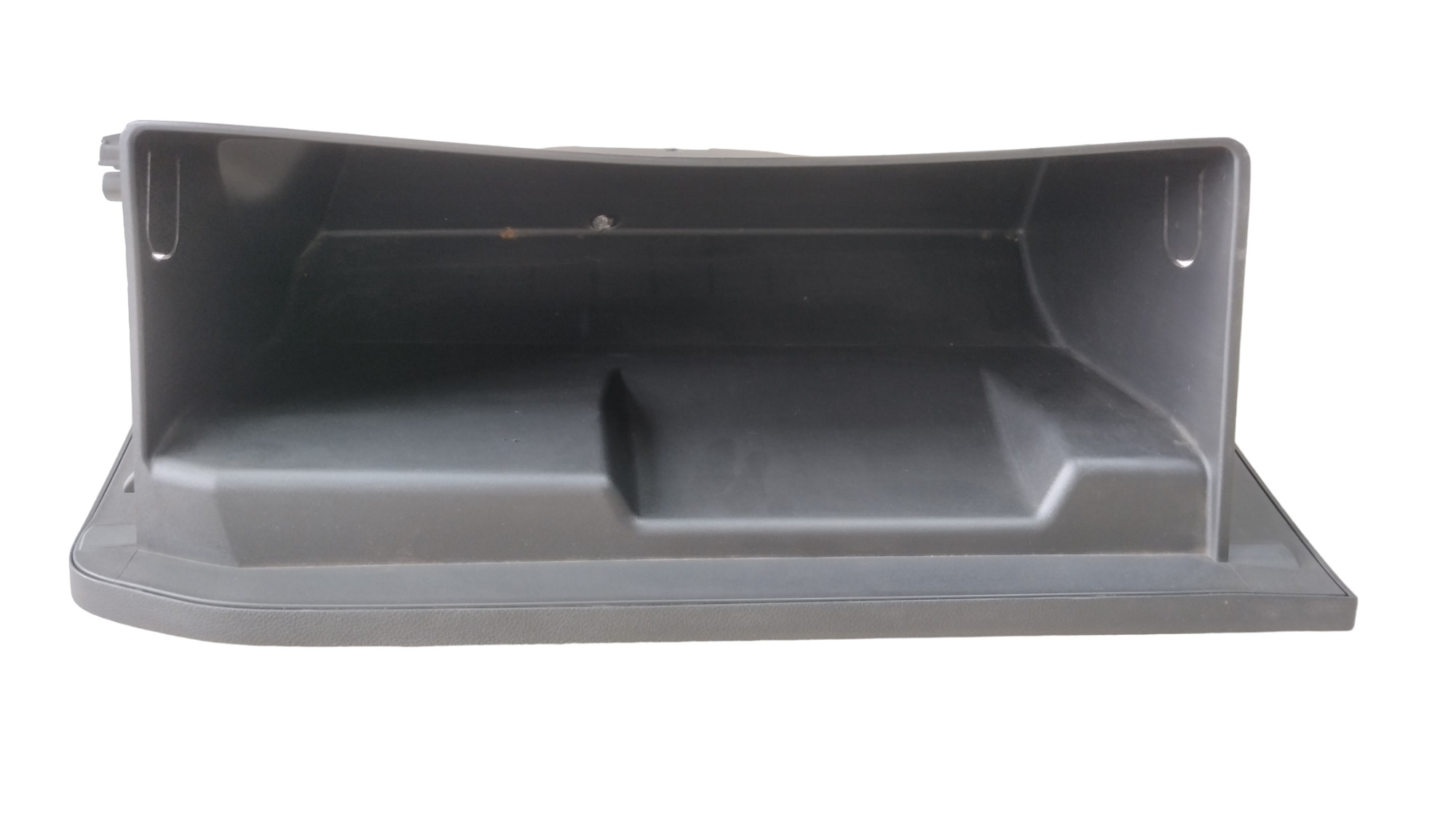 Porta Luvas Tracker 2024 2
