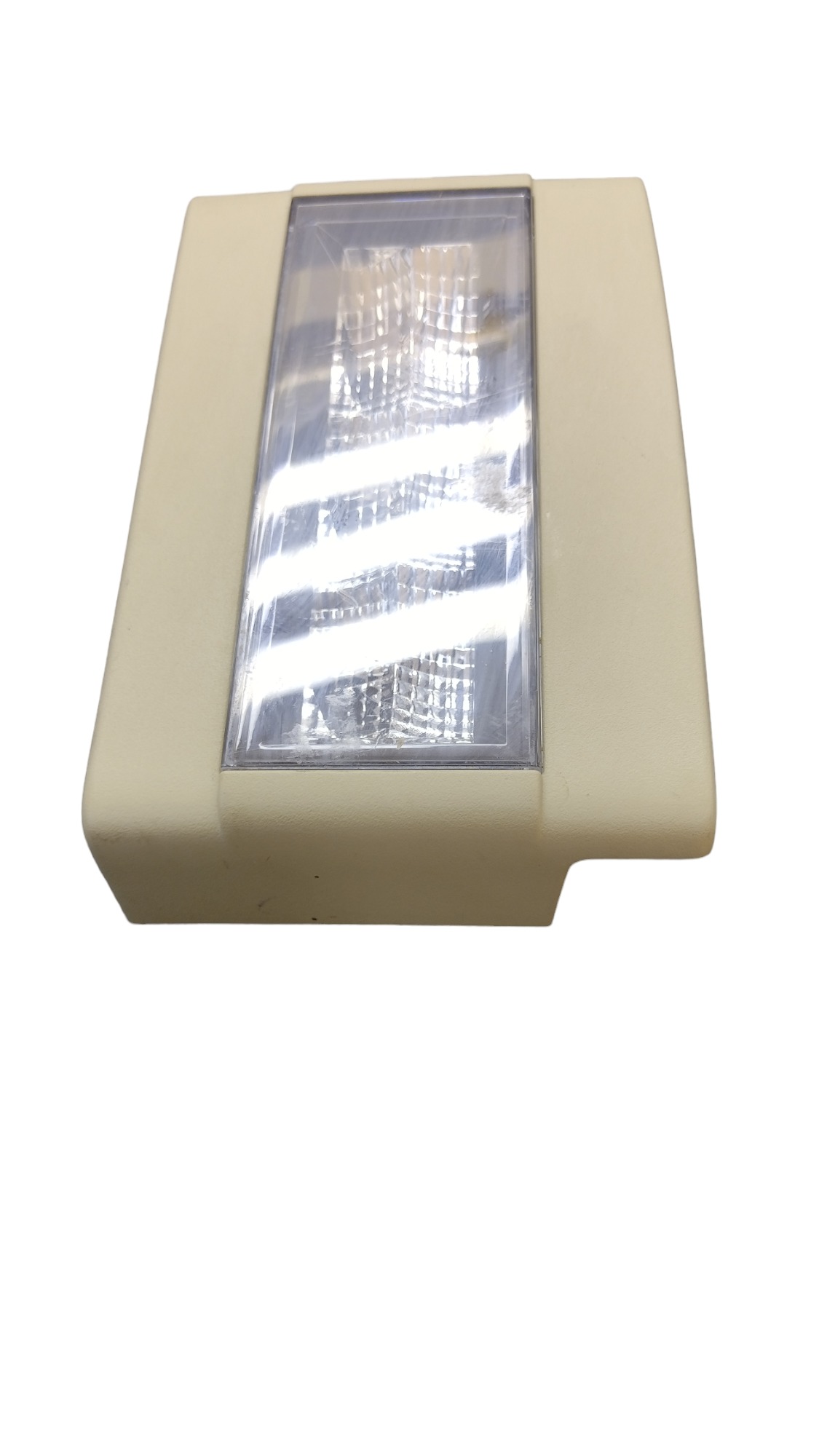 Luz Cortesia Interna L.d Volvo Fh 460-540 2016 A 2021 4