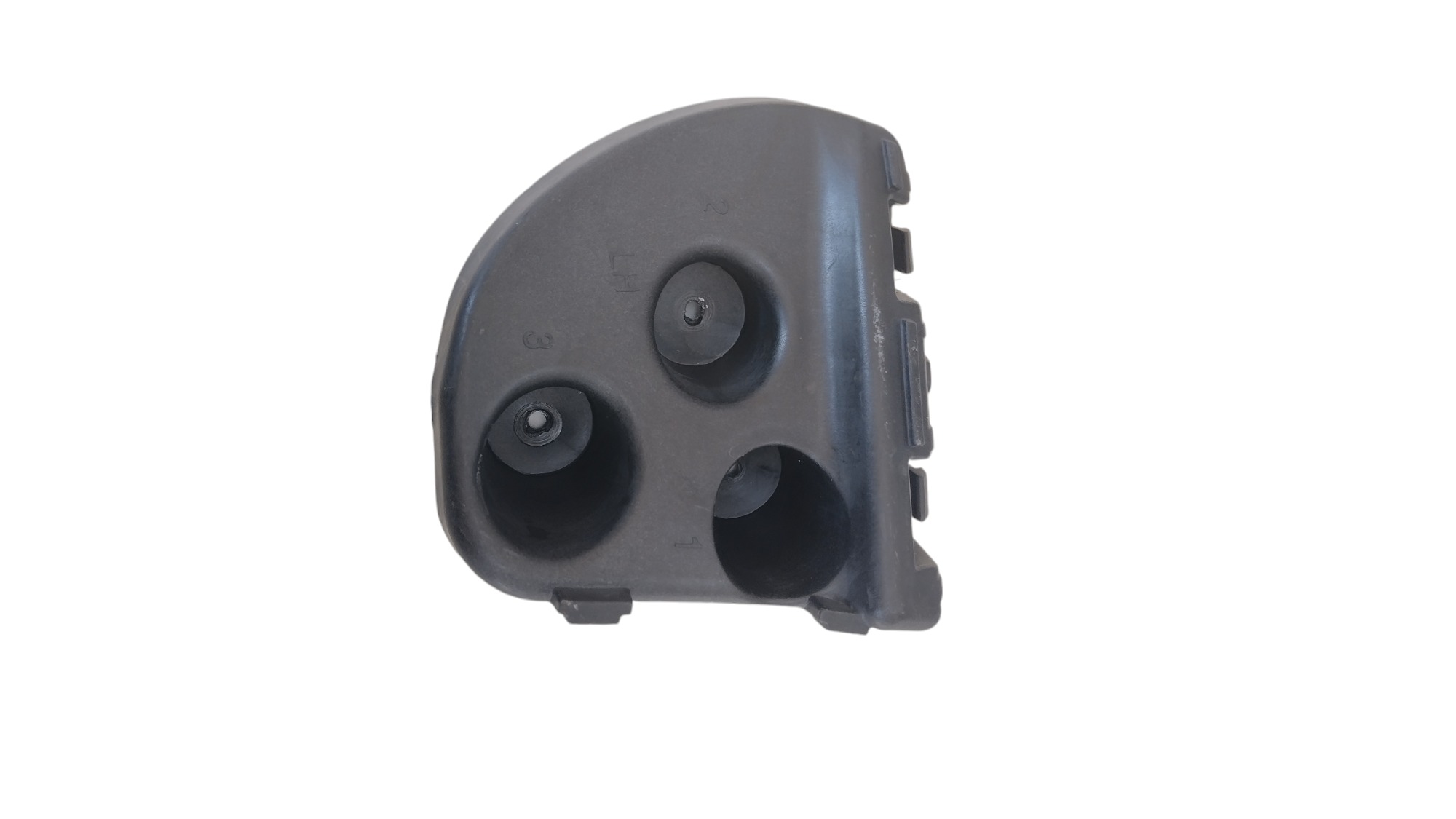 Suporte Superior Parachoque T.e Tracker 2024 4