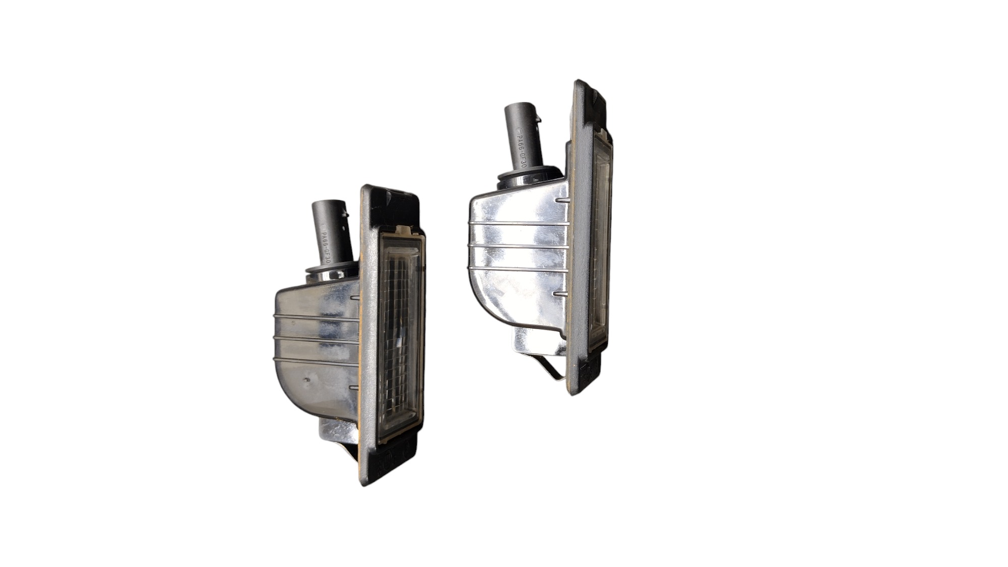 Par Luz De Placa Gm Tracker 2021 3