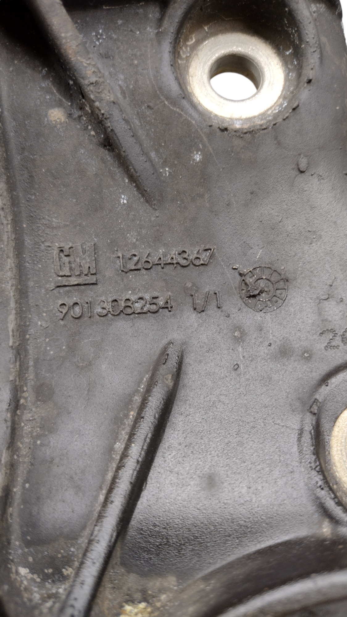 Suporte Compressor Ar Condicionado S10 2.8 2017 5