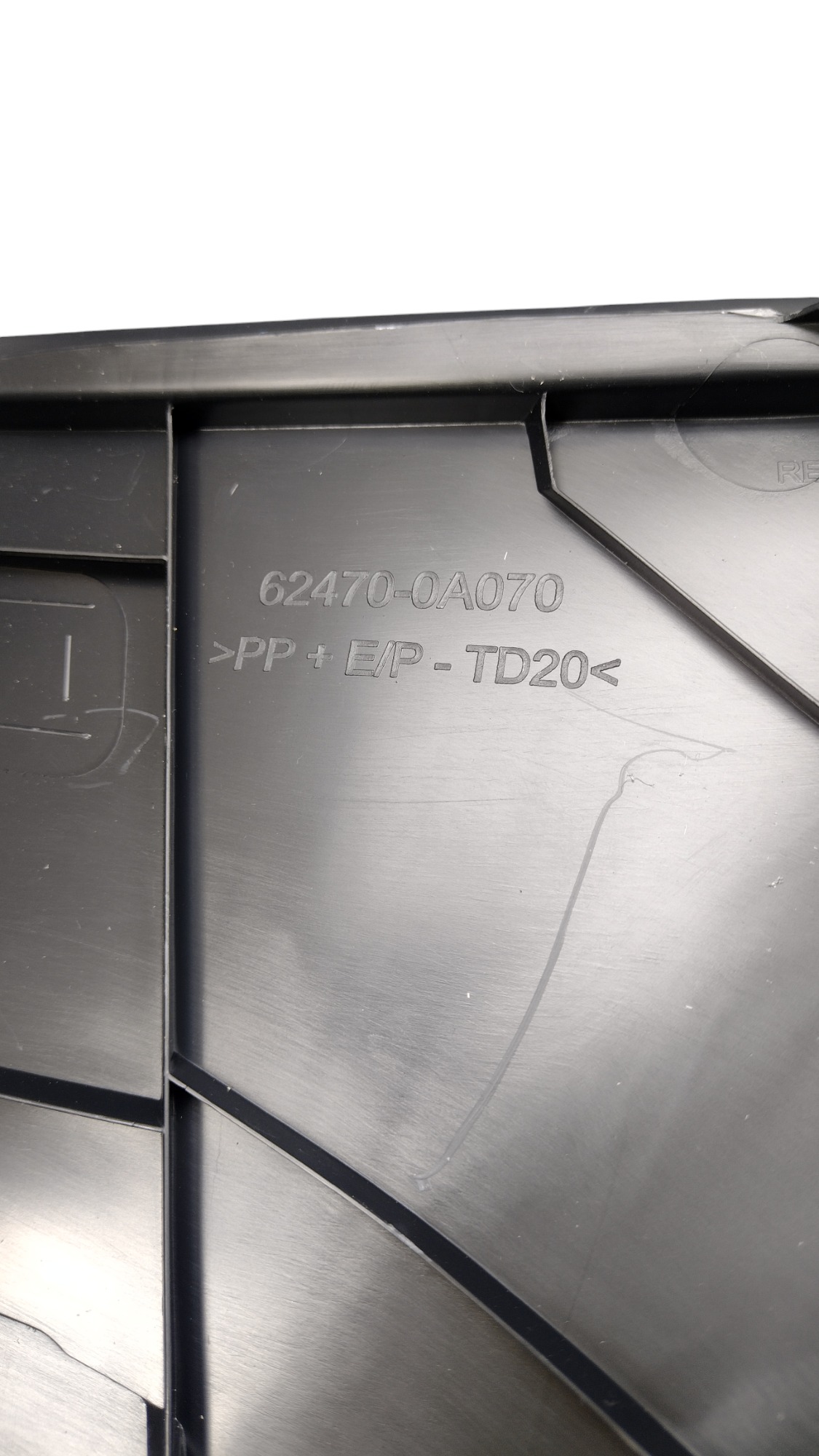 Acabamento Superior Porta Malas L.d Corolla Cross 2024 5