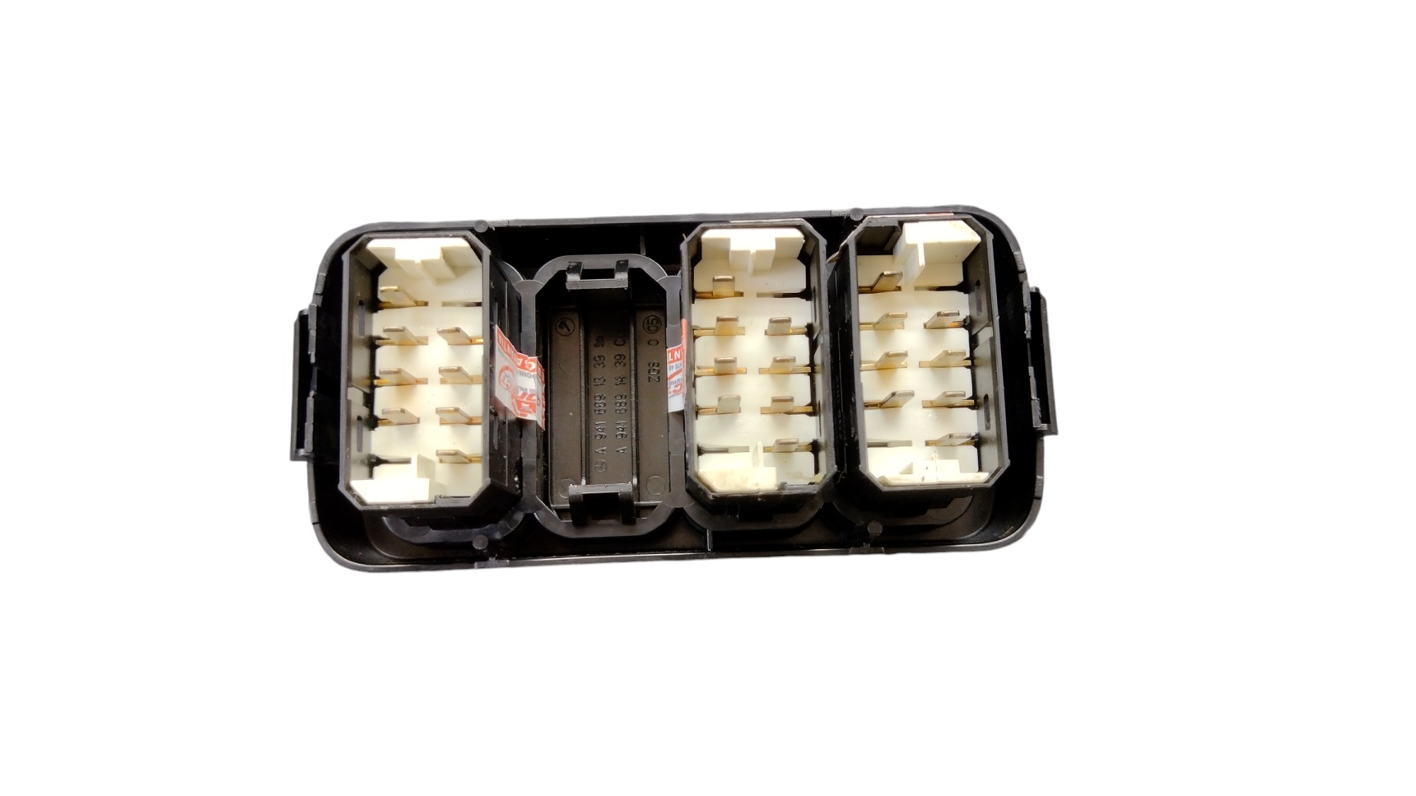 Moldura Com Botão Mb Axor 2544 2014 4