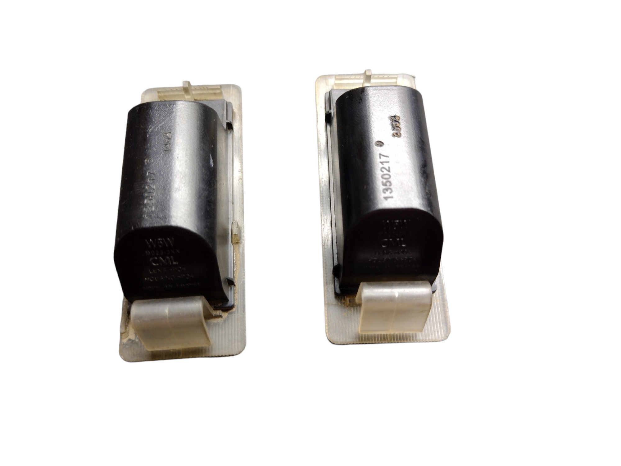 Par Luz De Placa Trailblazer 2013  Bege 2