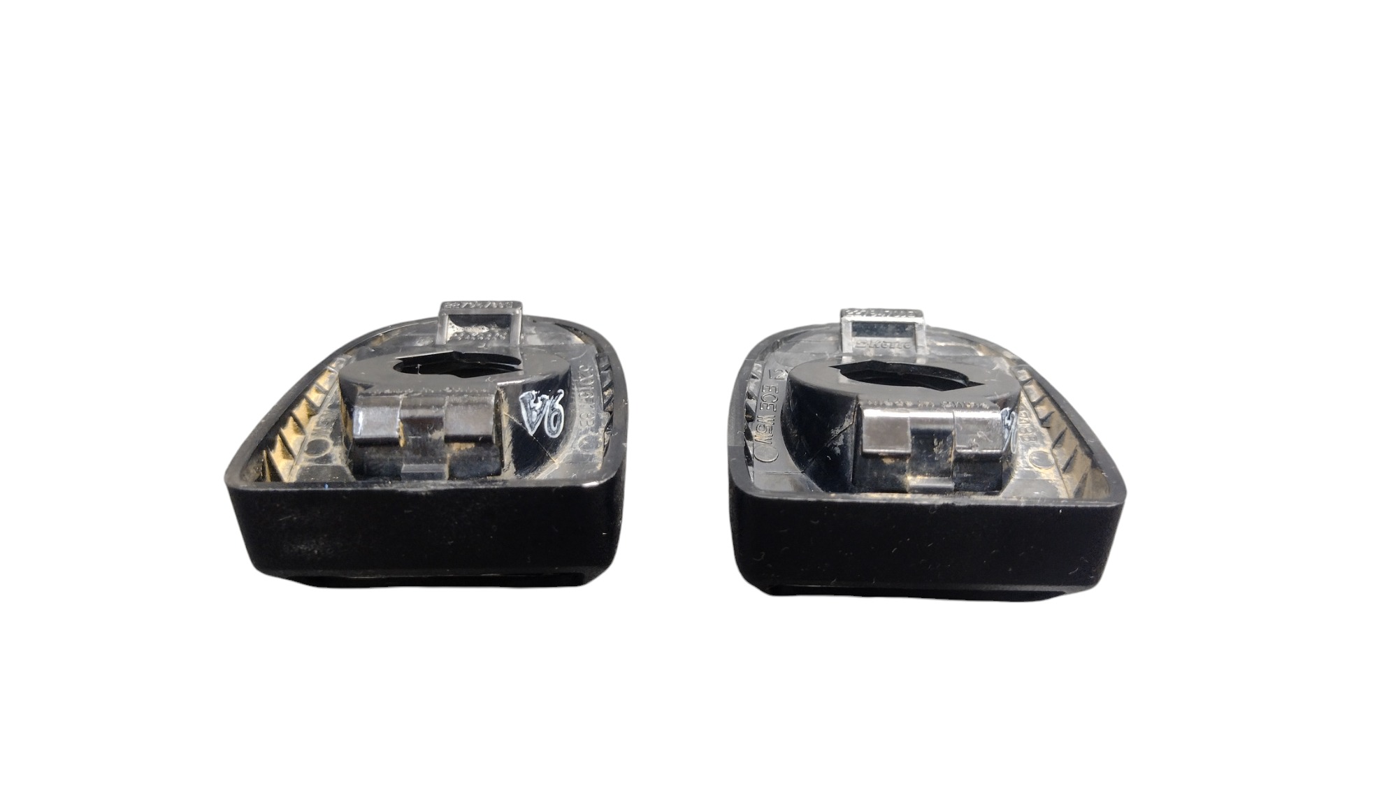 Par Luz De Placa Traseira S10 2.8 2024 3