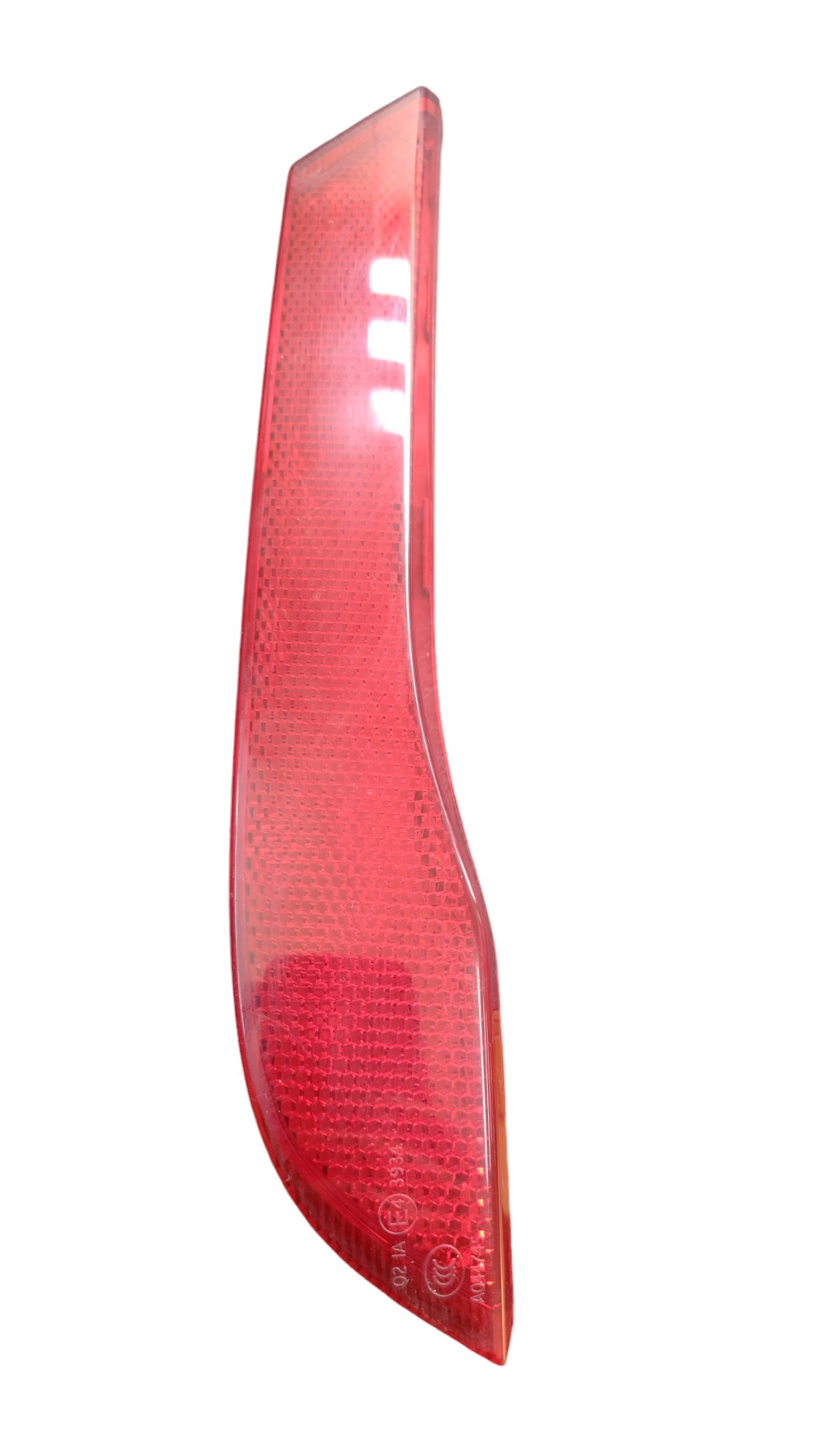 Refletor T.e Parachoque Tracker 2020 Vermelho 2