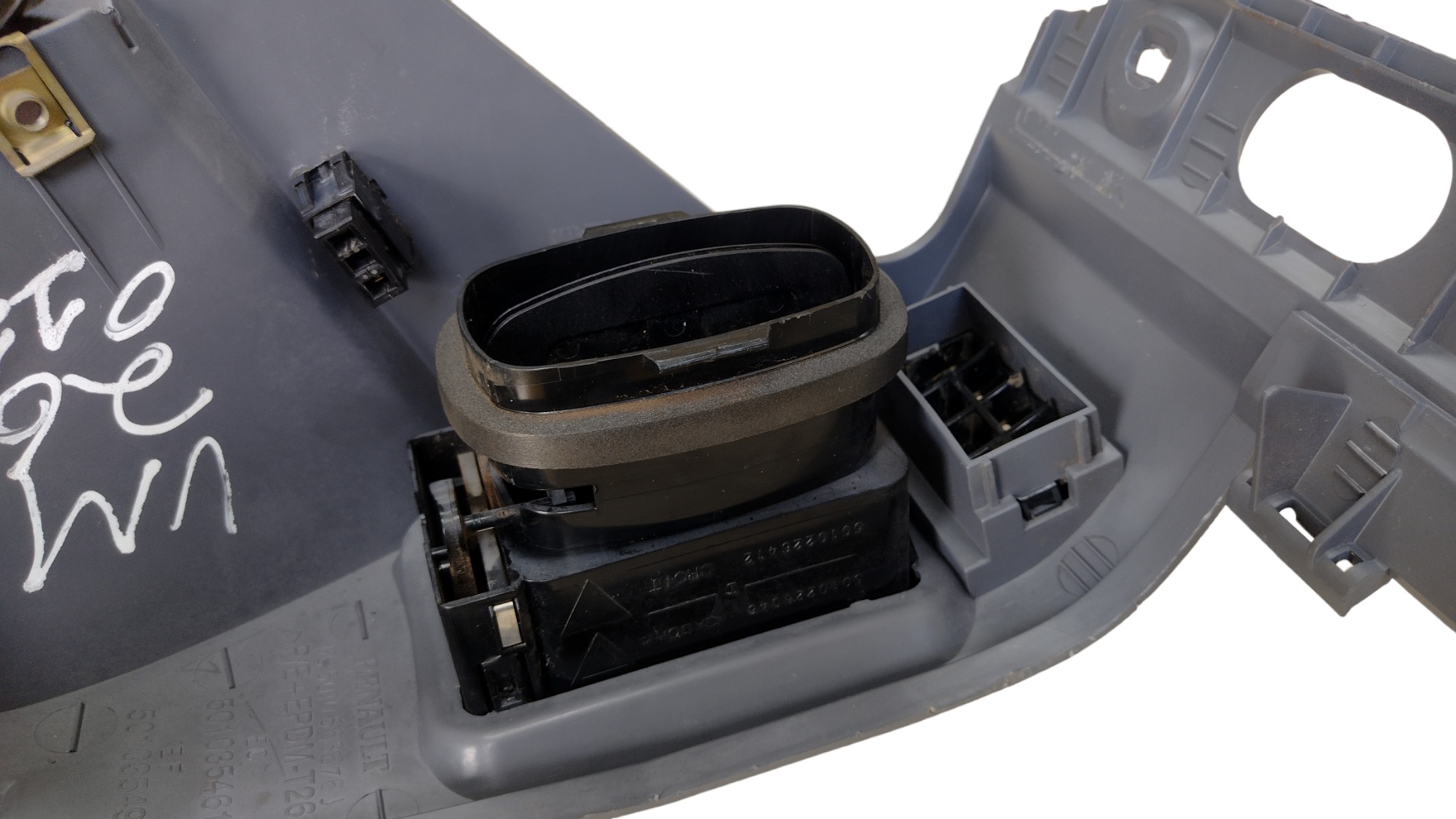 Moldura Painel Difusor De Ar Volvo Vm 260 2013 5