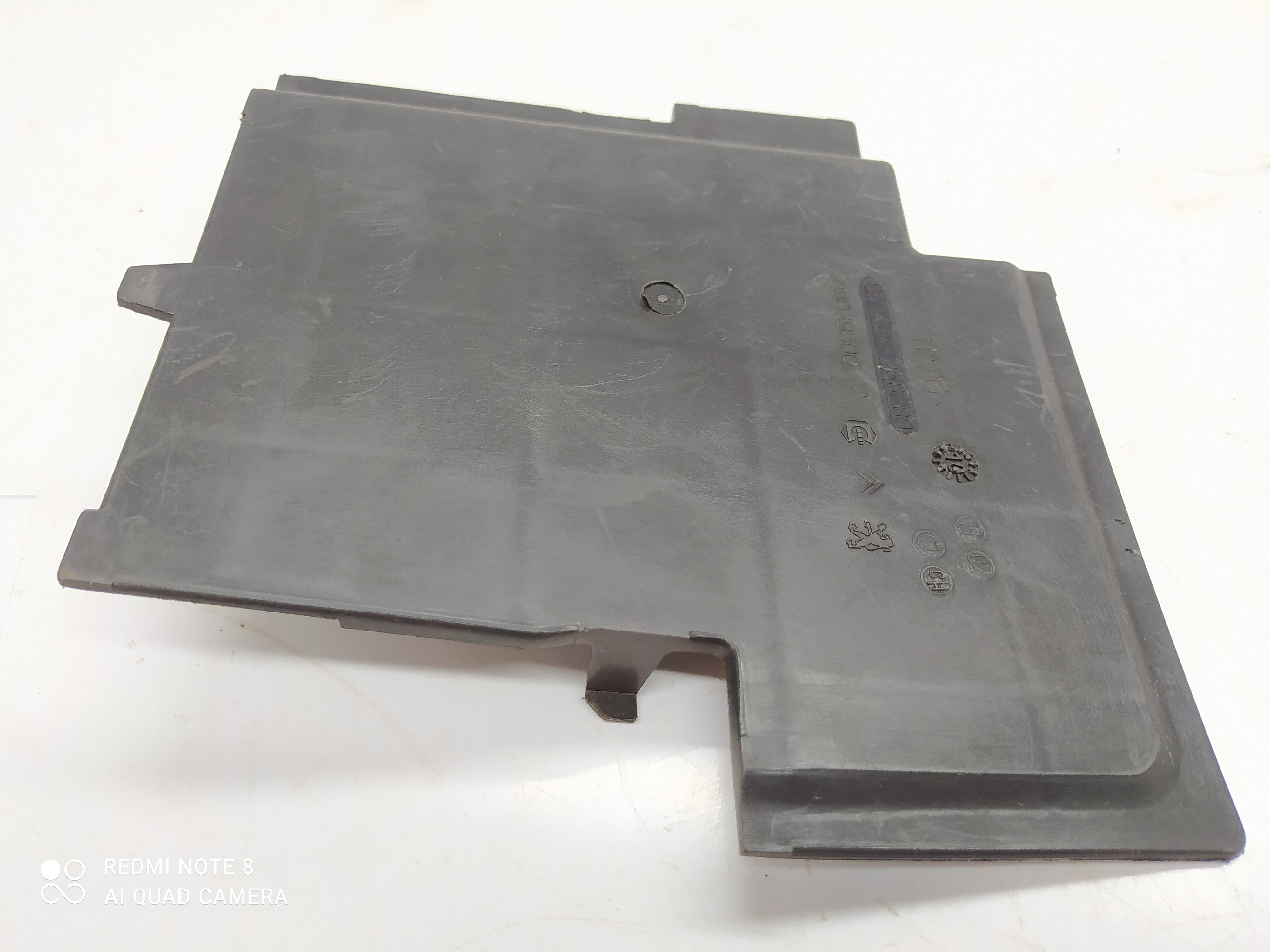 Acabamento Caixa Bateria Citroen C3 9643126880
