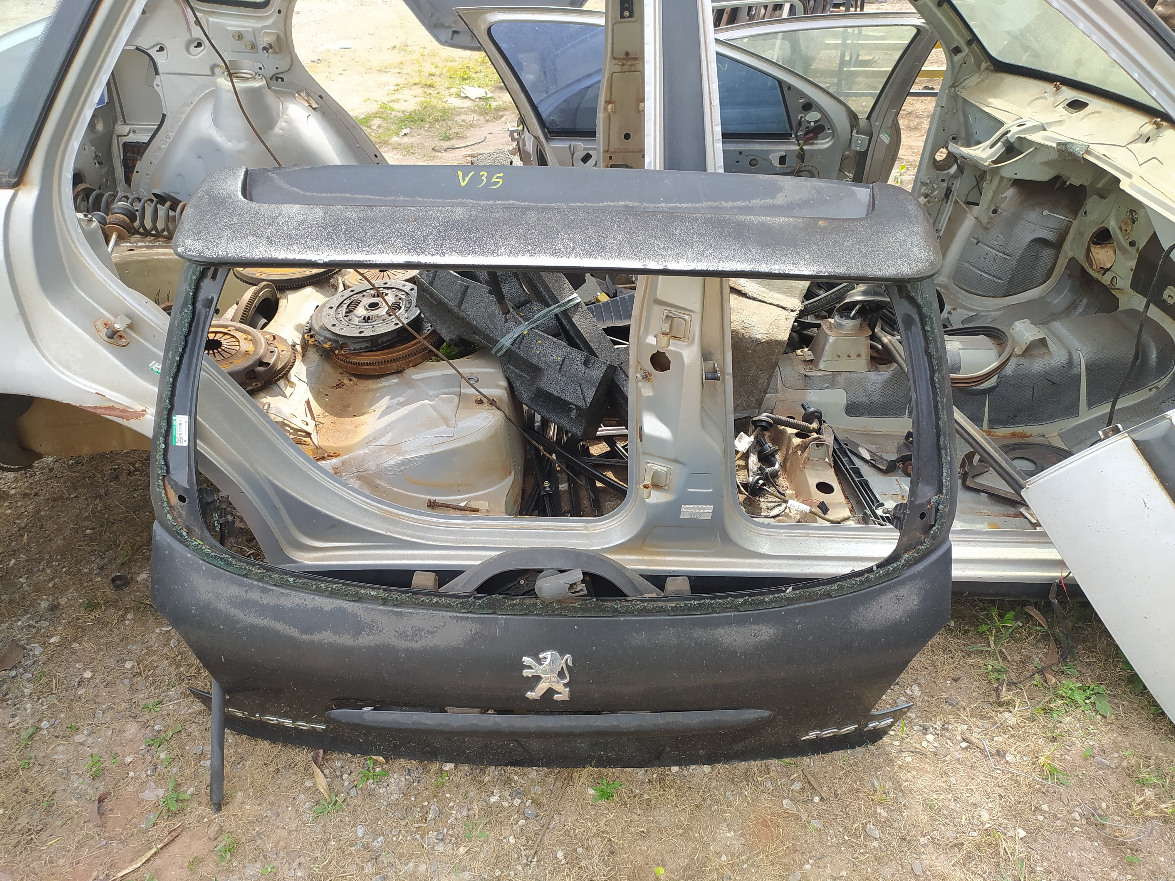 Tampa Traseira Peugeot 206 Soleil 1.6 2001 V35 Balcão