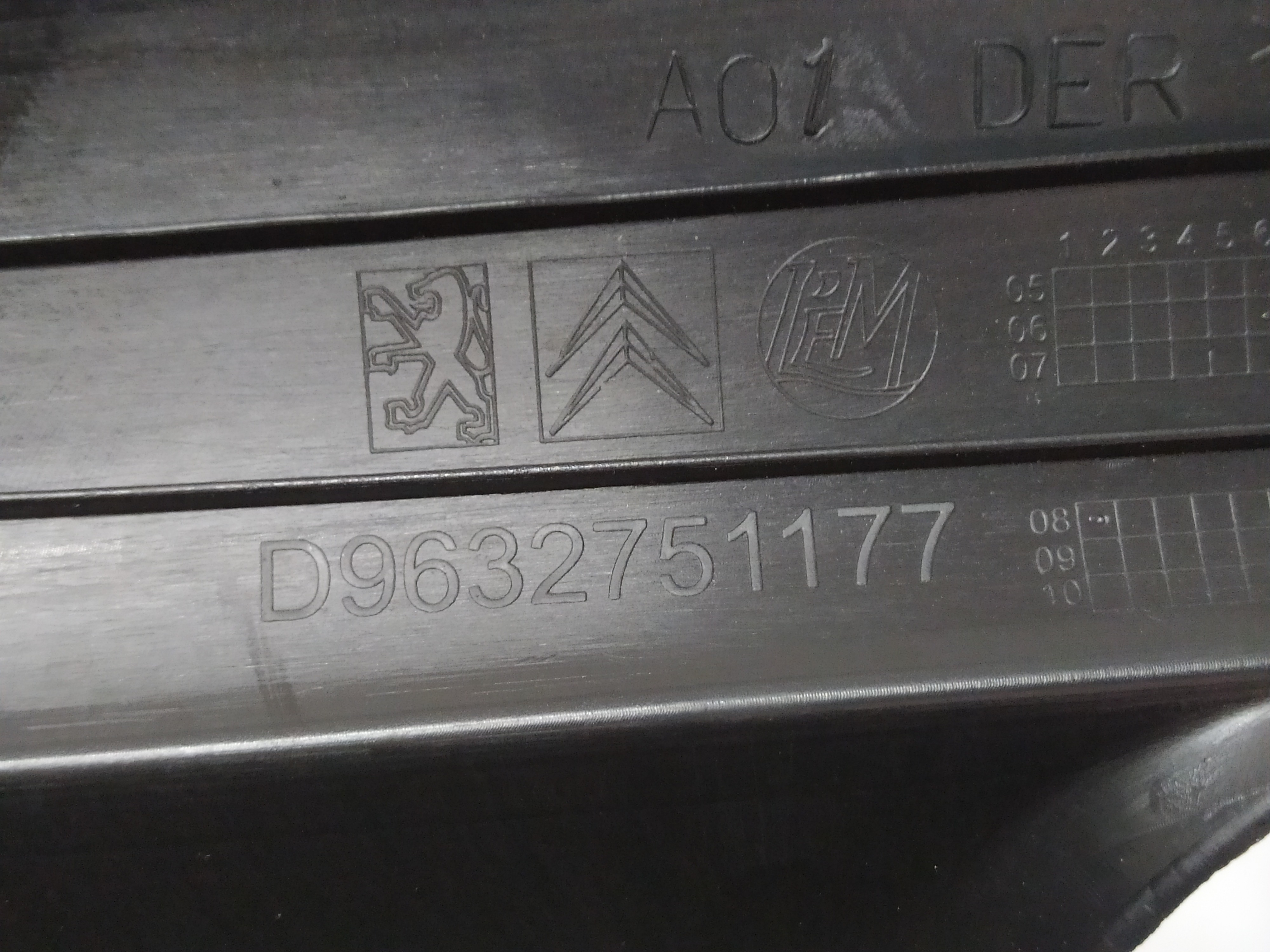 Soleira Traseira Direita Peugeot 307 2008 9632751177 V43 8