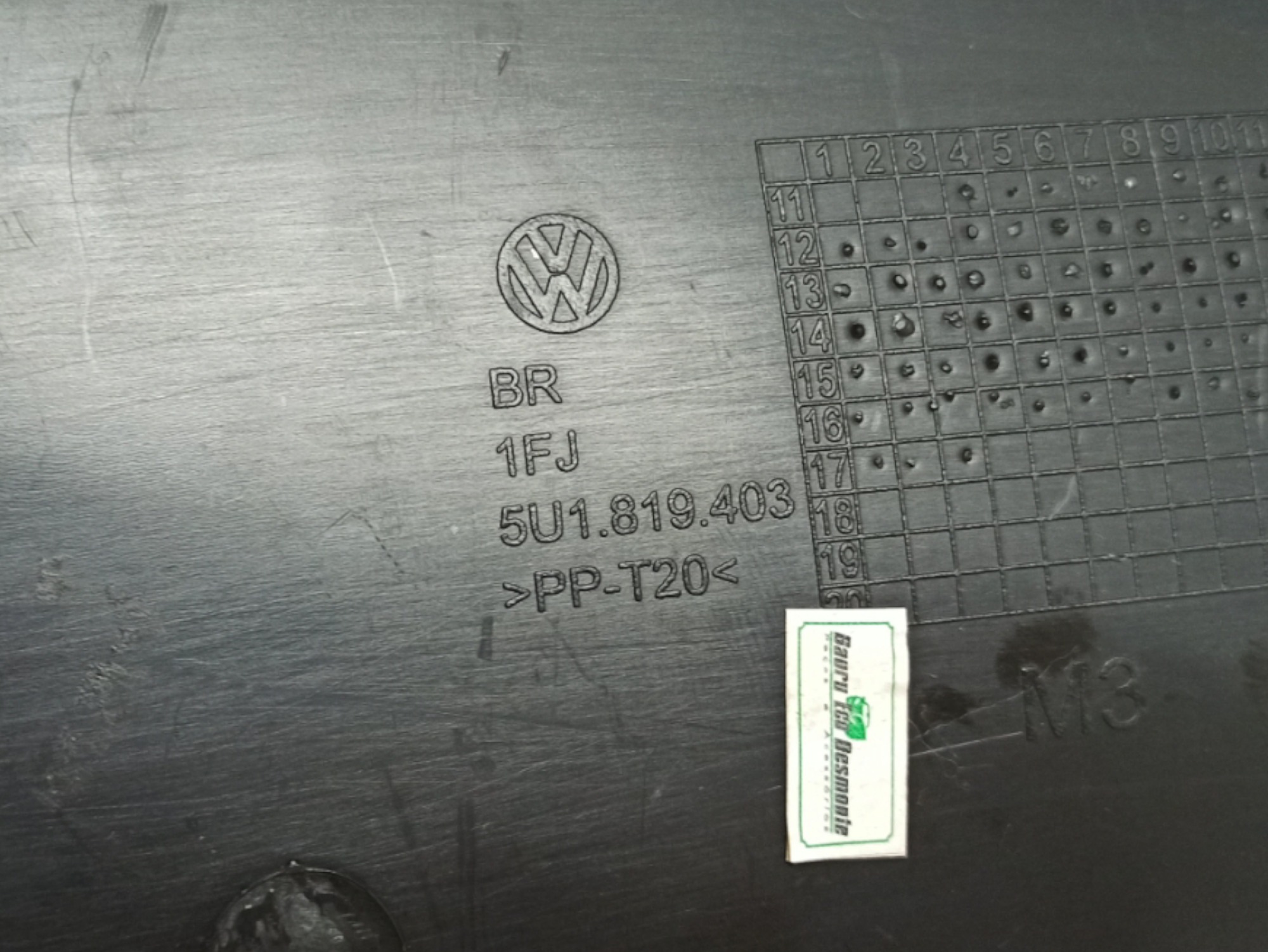 Grade Churrasqueira Esquerda Volkswagen Saveiro 2014 8