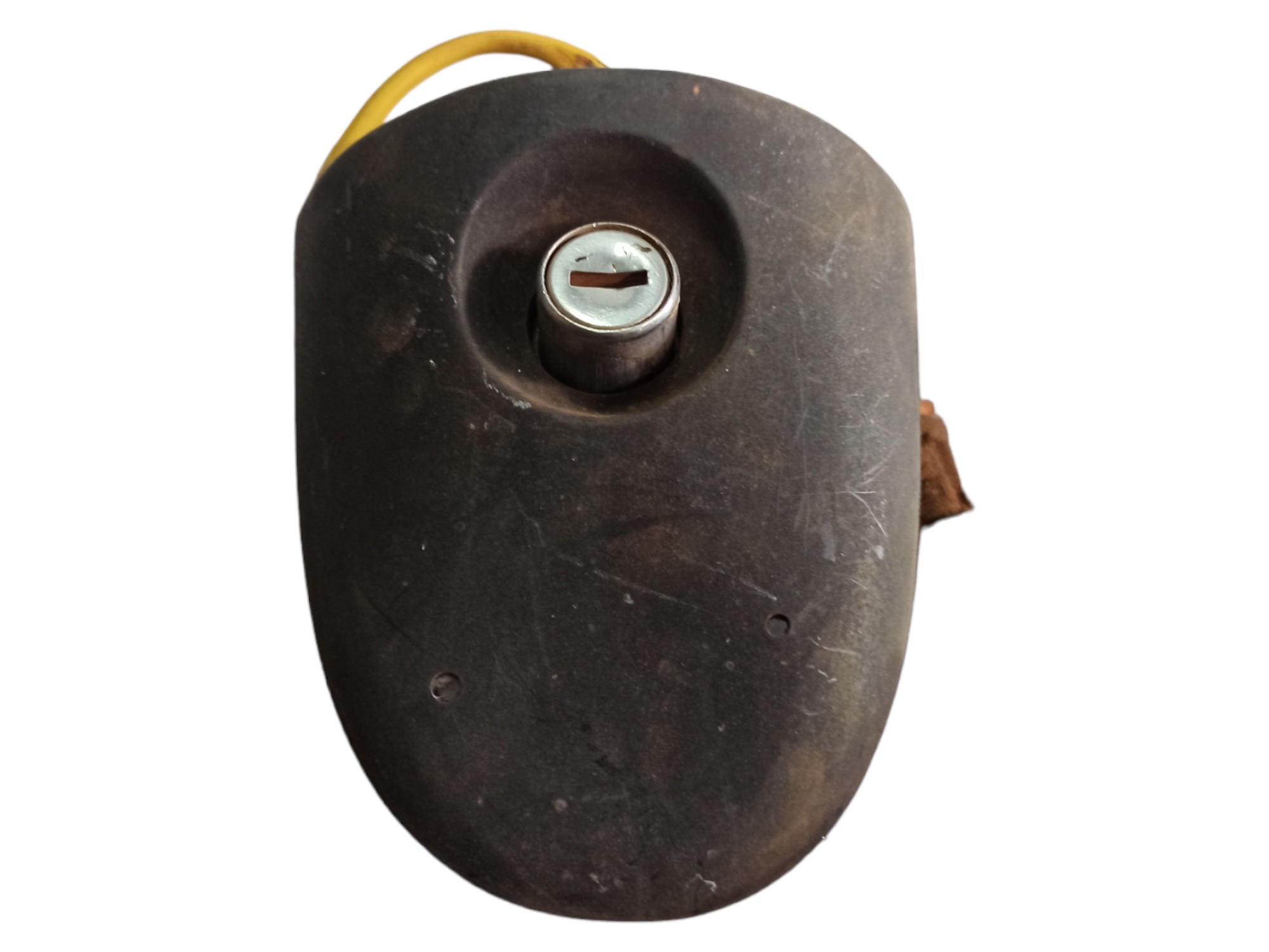 Moldura Maçaneta Porta Malas GM Corsa 1994 A 2001 Balcão