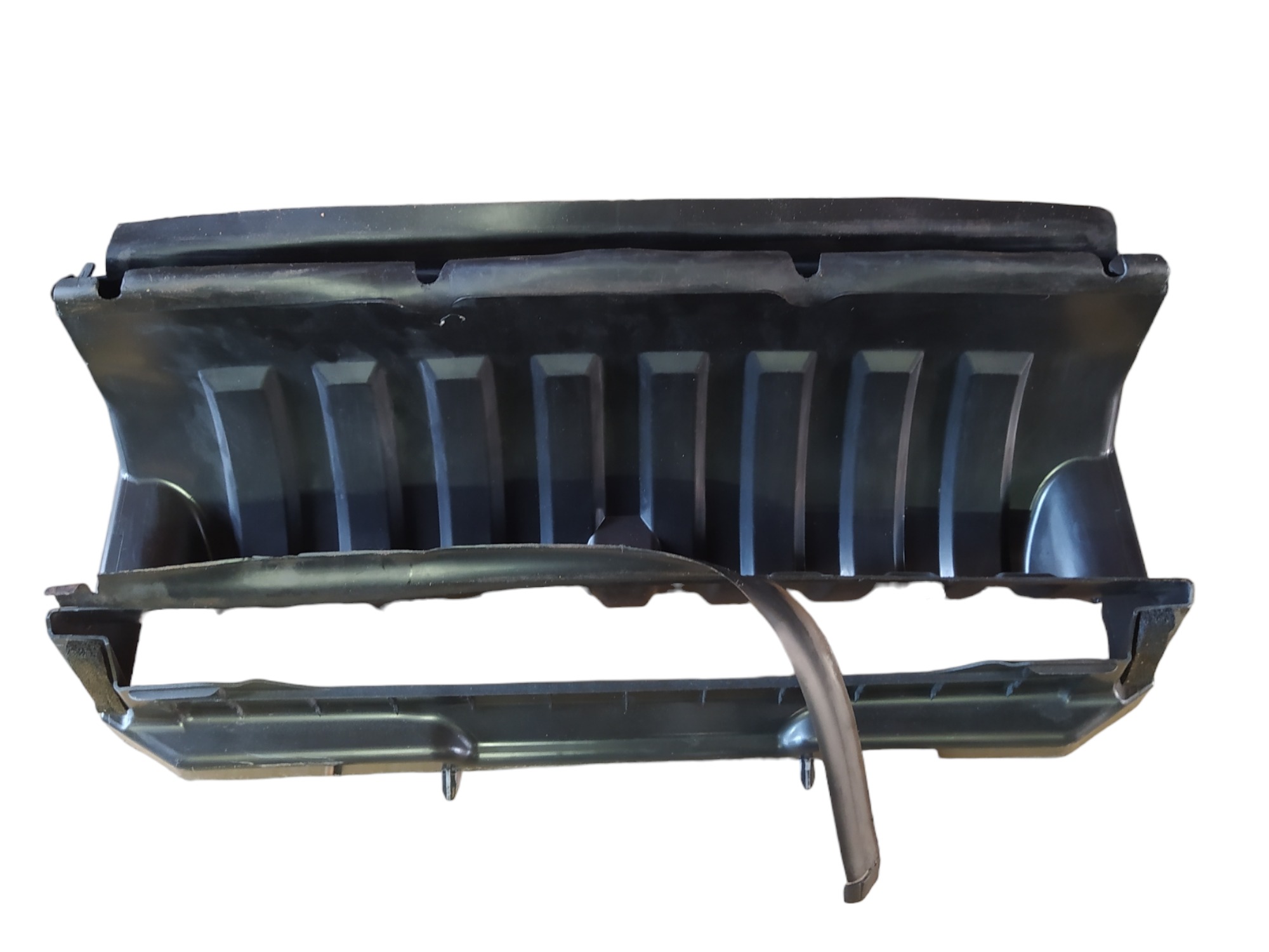 Defletor Frontal Radiador Land Rover Discovery 3 2008 V92 3