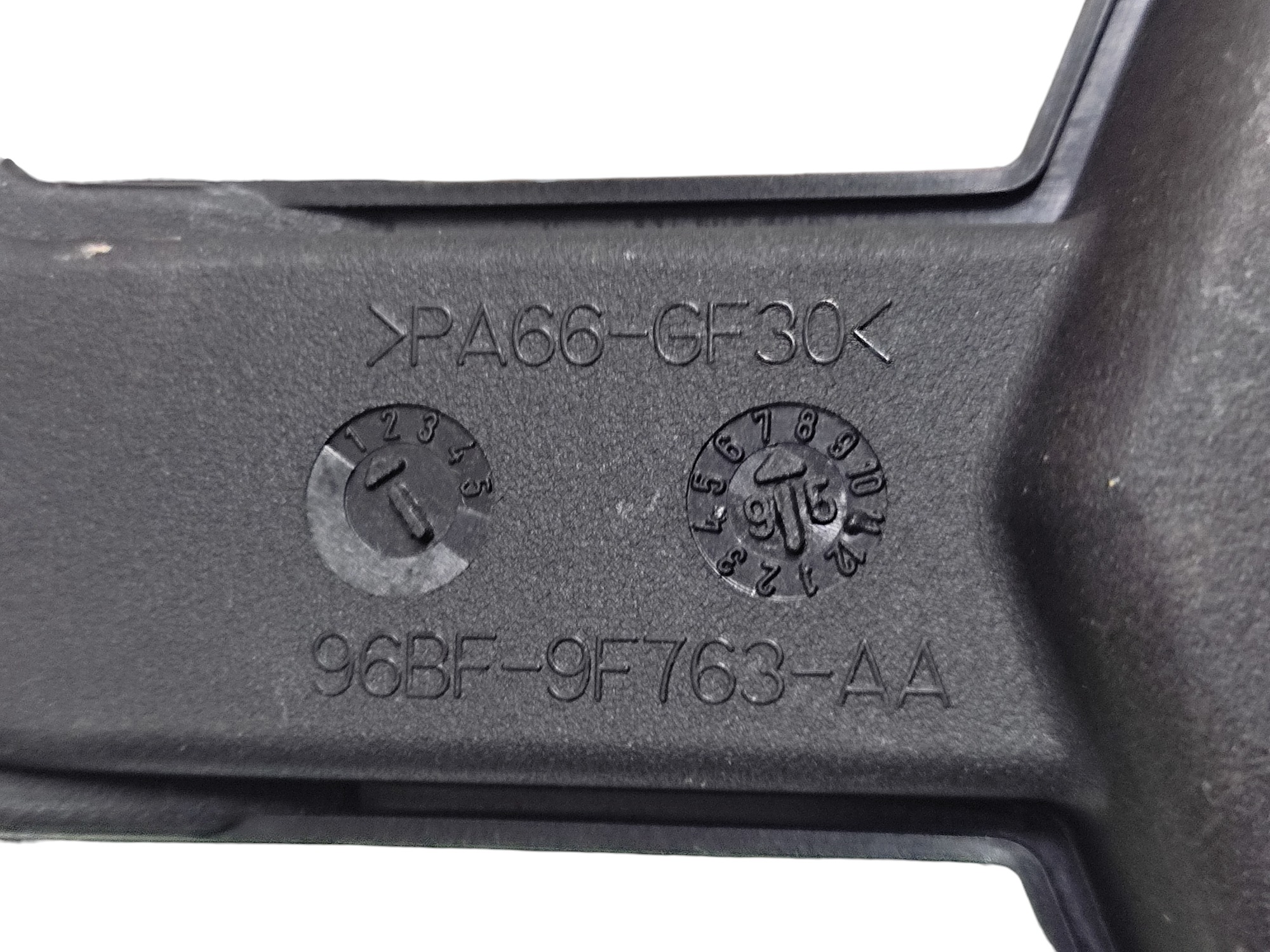 Válvula Ressonância Ford Fiesta 1.0 1996 96bf9f763aa V04 7