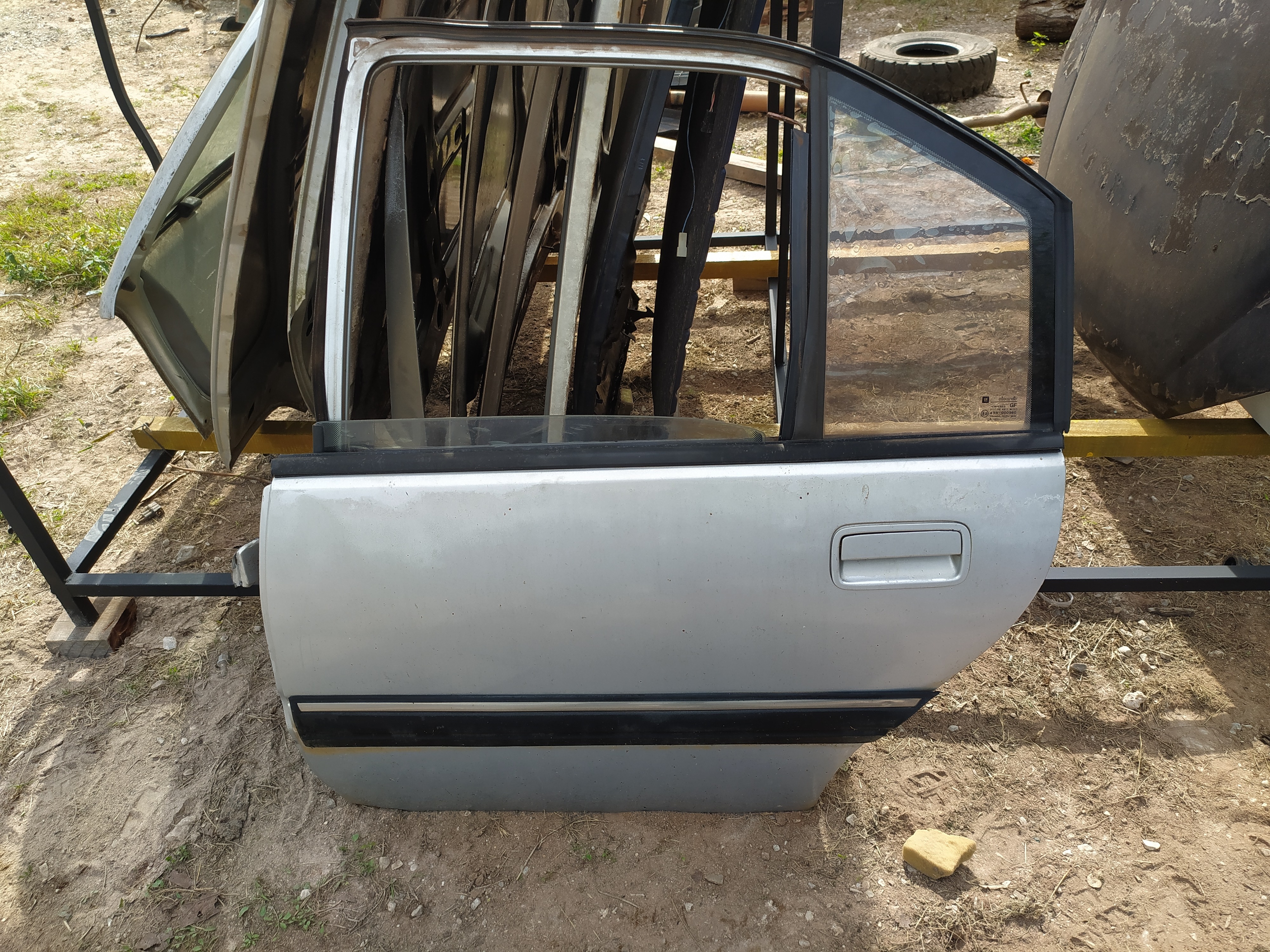 Porta Traseira Esquerda Chevrolet Omega 1997 V75 Balcão