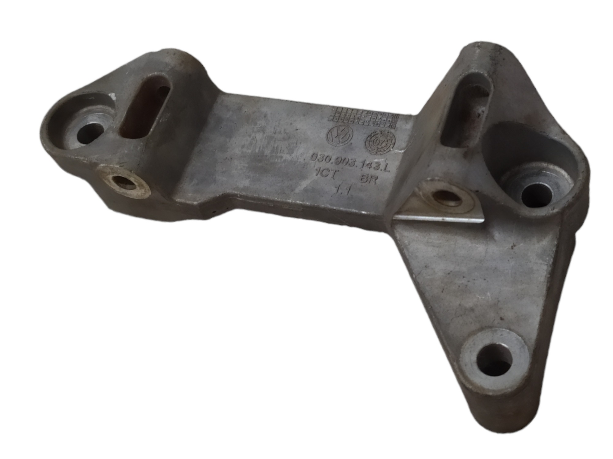 Suporte Alternador Vw Gol Voyage Saveiro Fox 2009 2