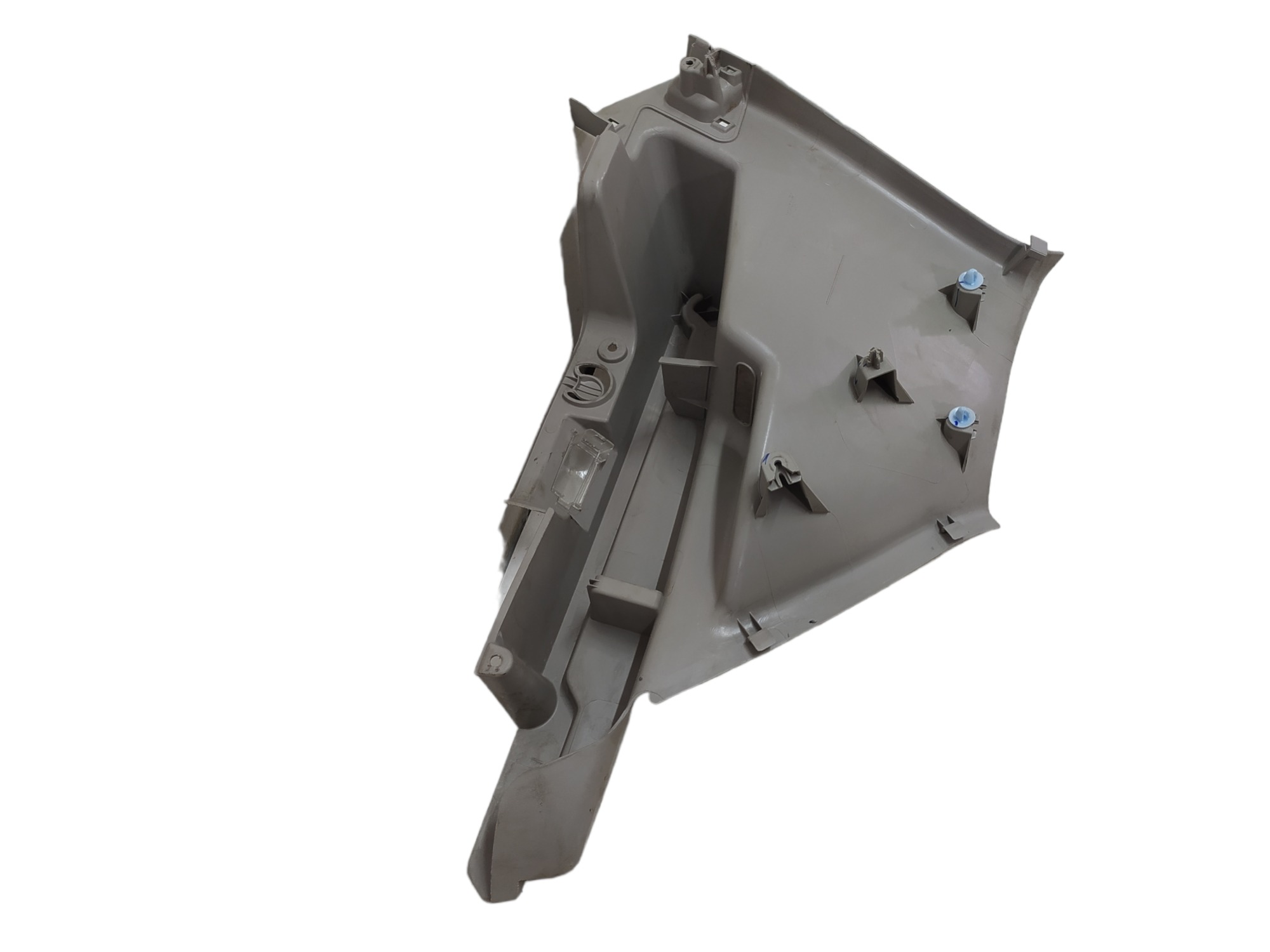 Suporte Tampao Bagagito Esquerdo Renault Sandero 2010 V28 6