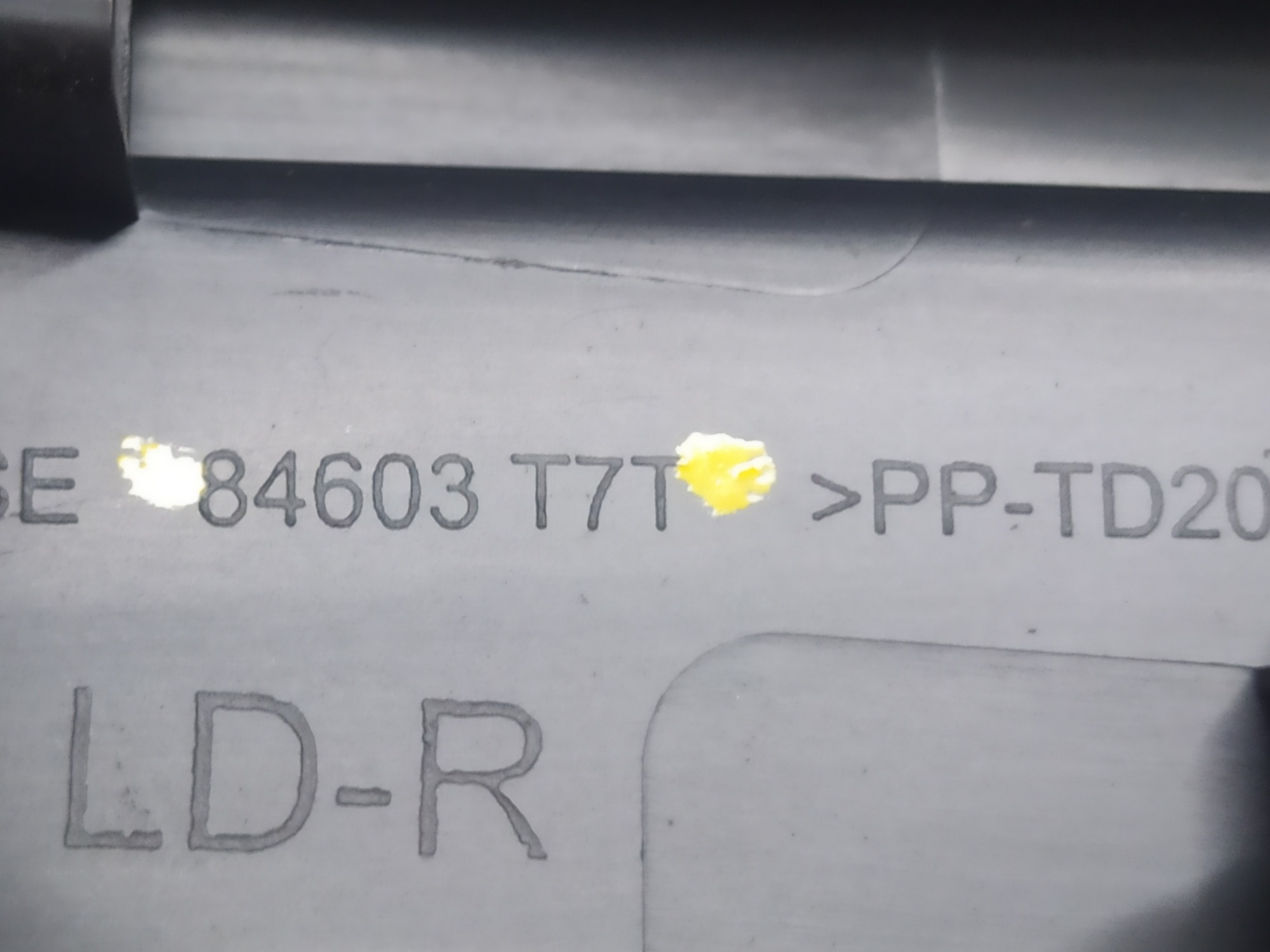 Suporte Direito Bagagito Honda Hr-v 2016 84603t7t V76 Preto 8