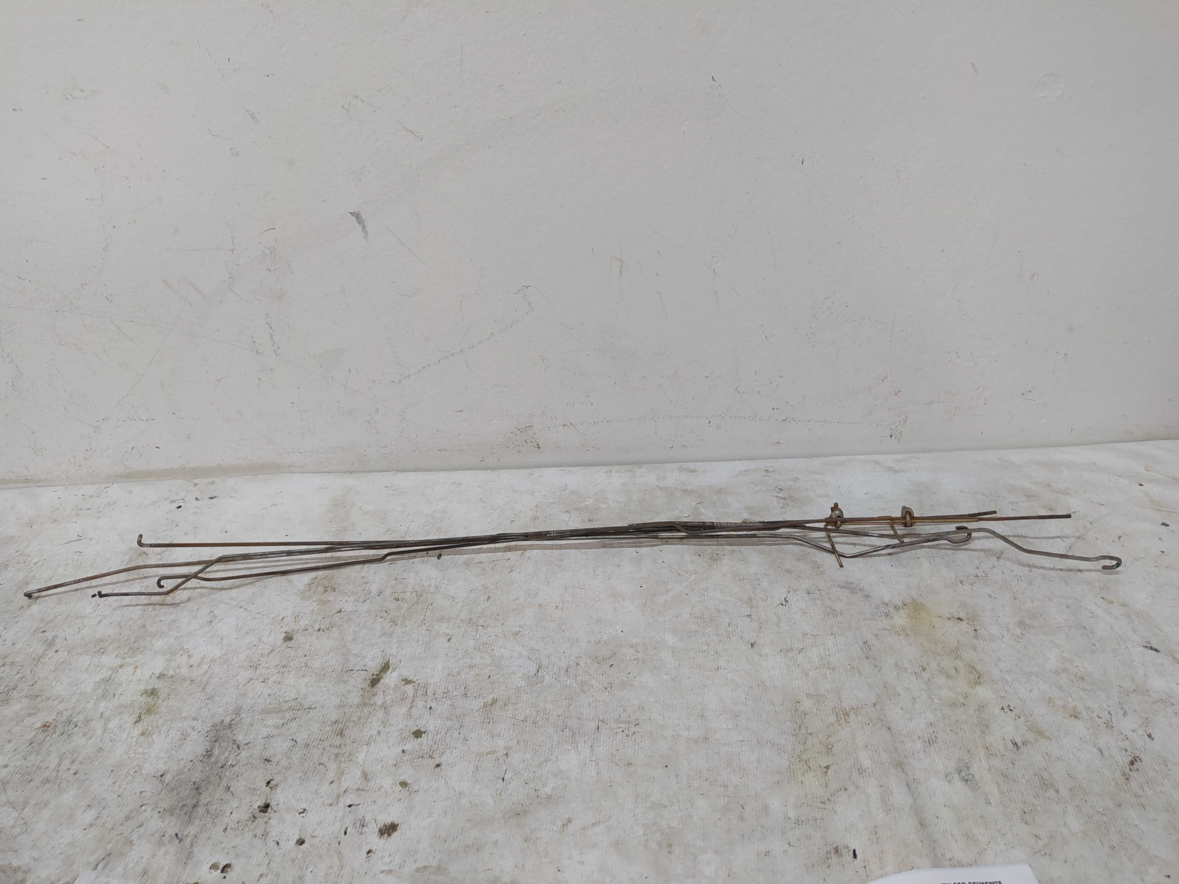 Vareta Da Porta Dianteira Esquerda GM Kadett 1997 V06 Balcão