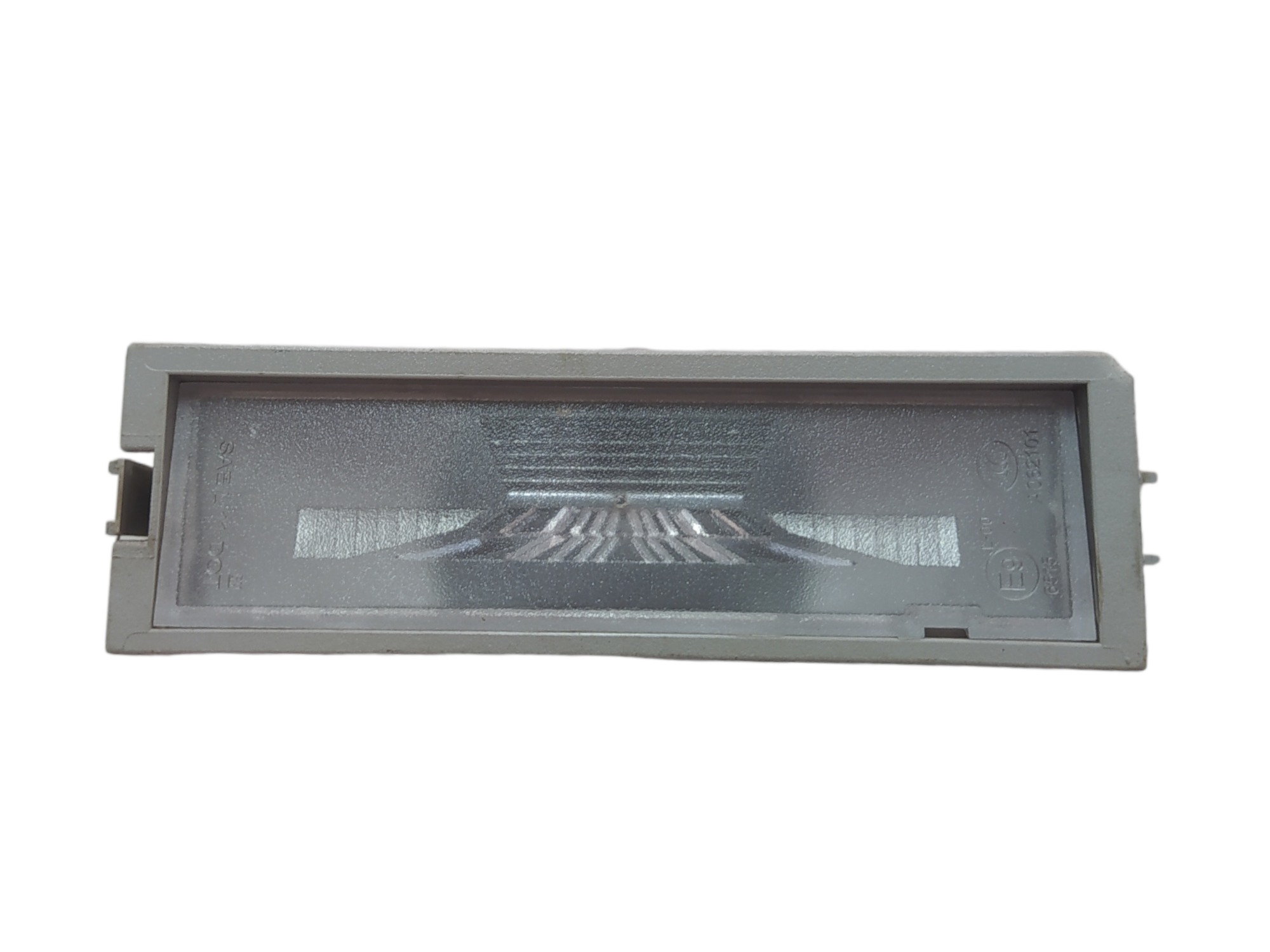 Lanterna Luz De Placa Chevrolet Onix Ltz 2018 13526495 2