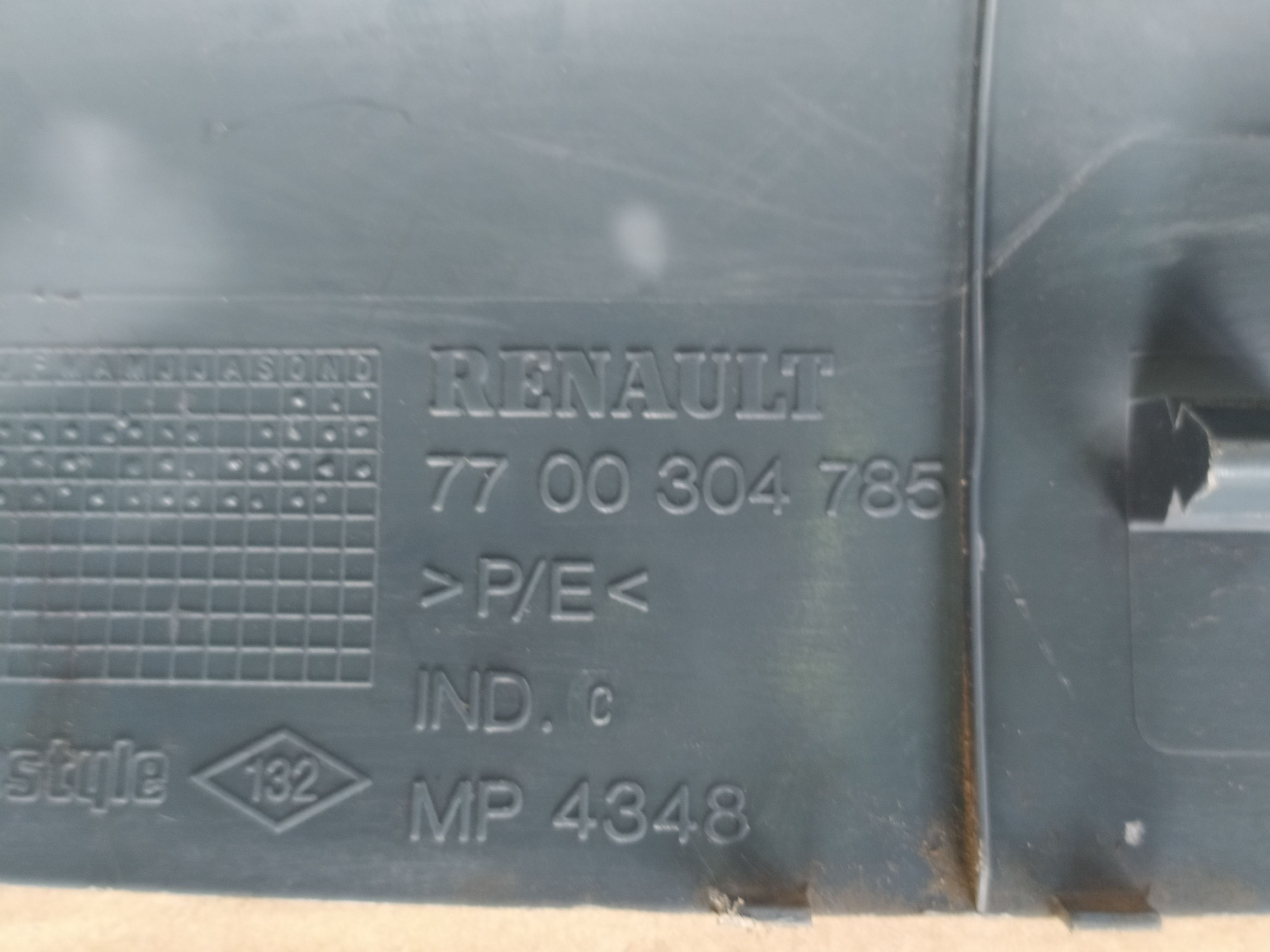 Soleira Dianteira Direita Renault Kangoo 2001 7700304785 6