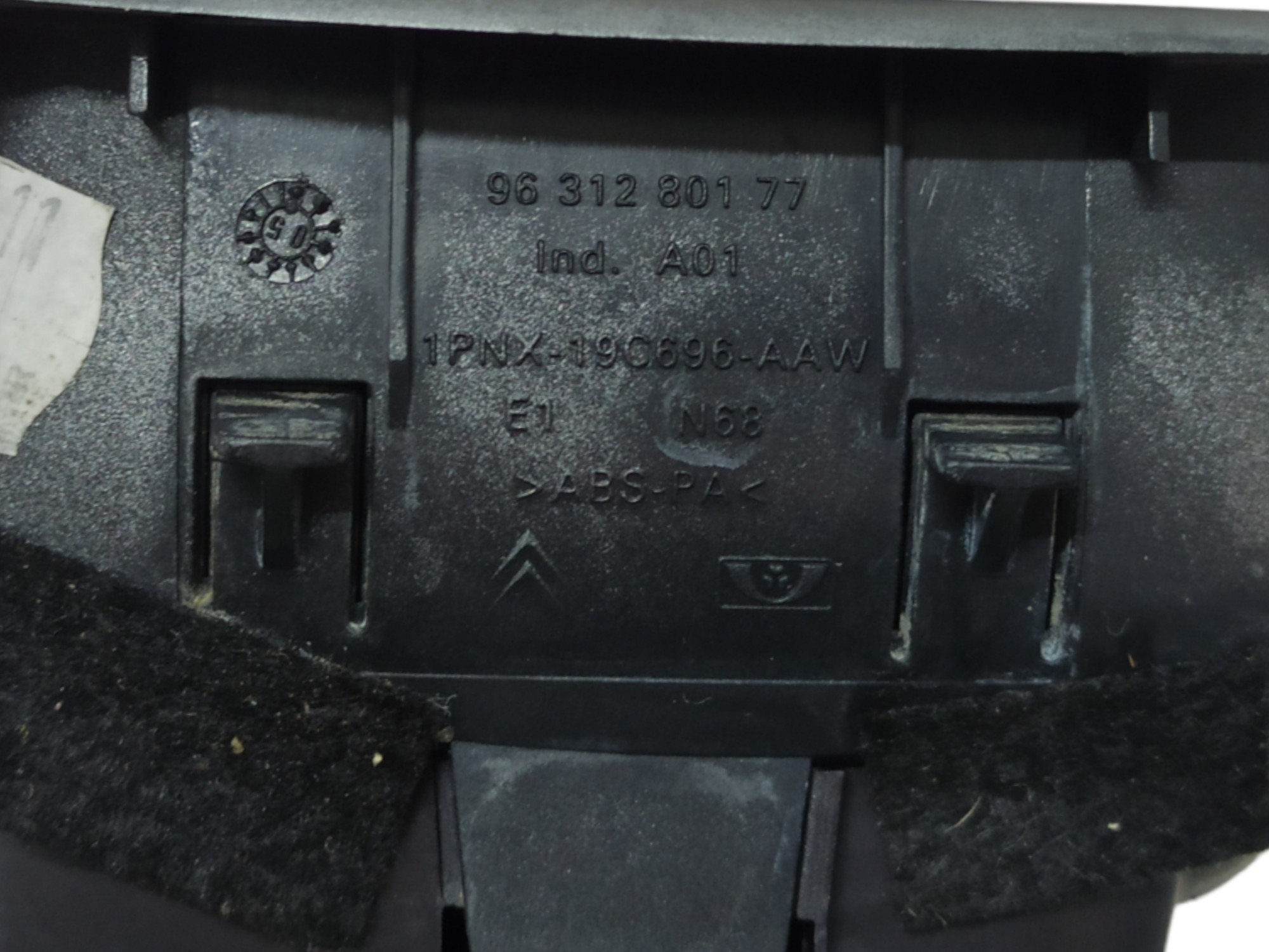 Difusor De Ar Esquerdo Citroen Xsara Picasso 2005 2006 V58 8