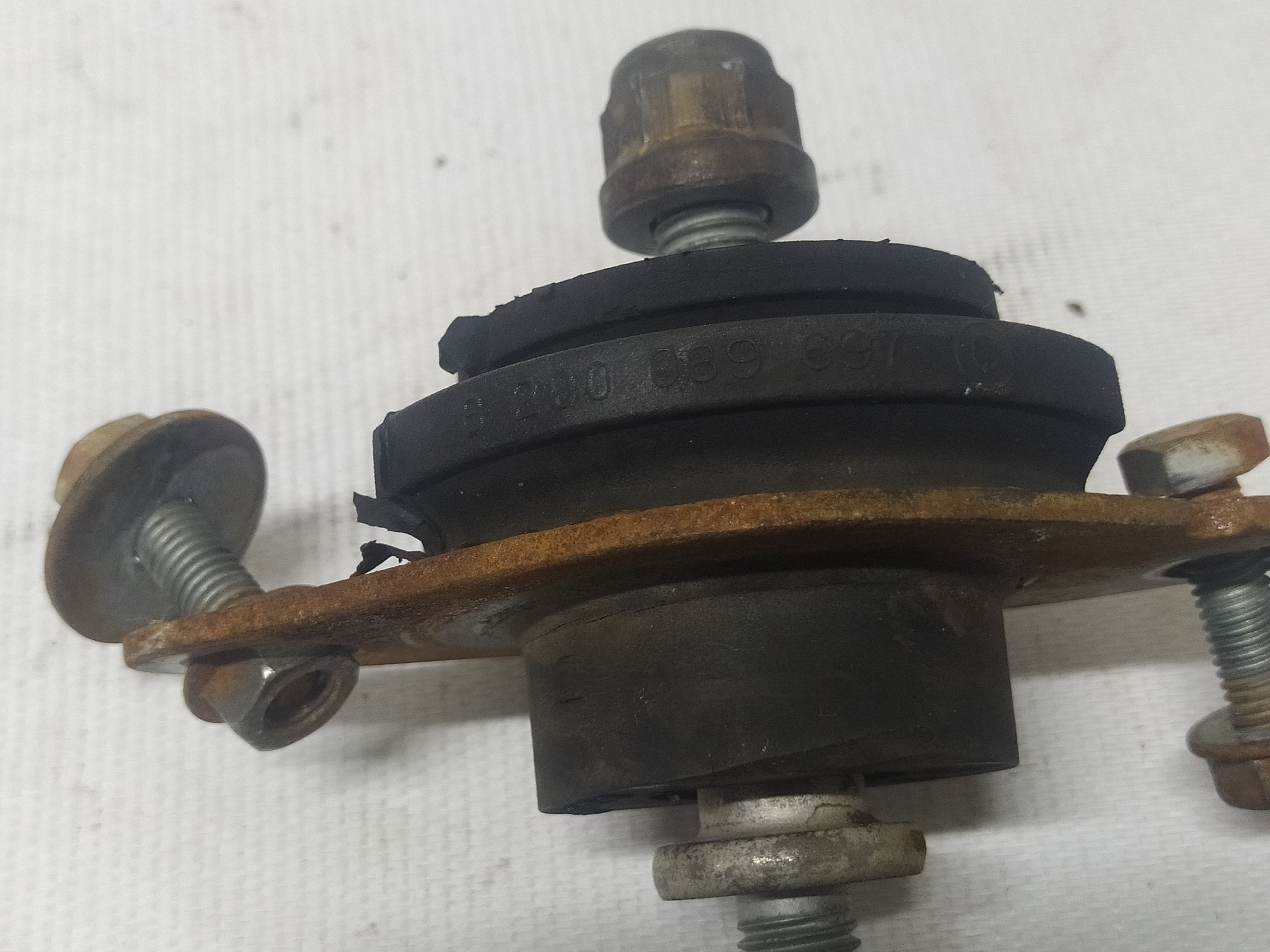 Coxim Dianteiro Esquerdo Motor Clio 1.0 2004 820089697 V47 6