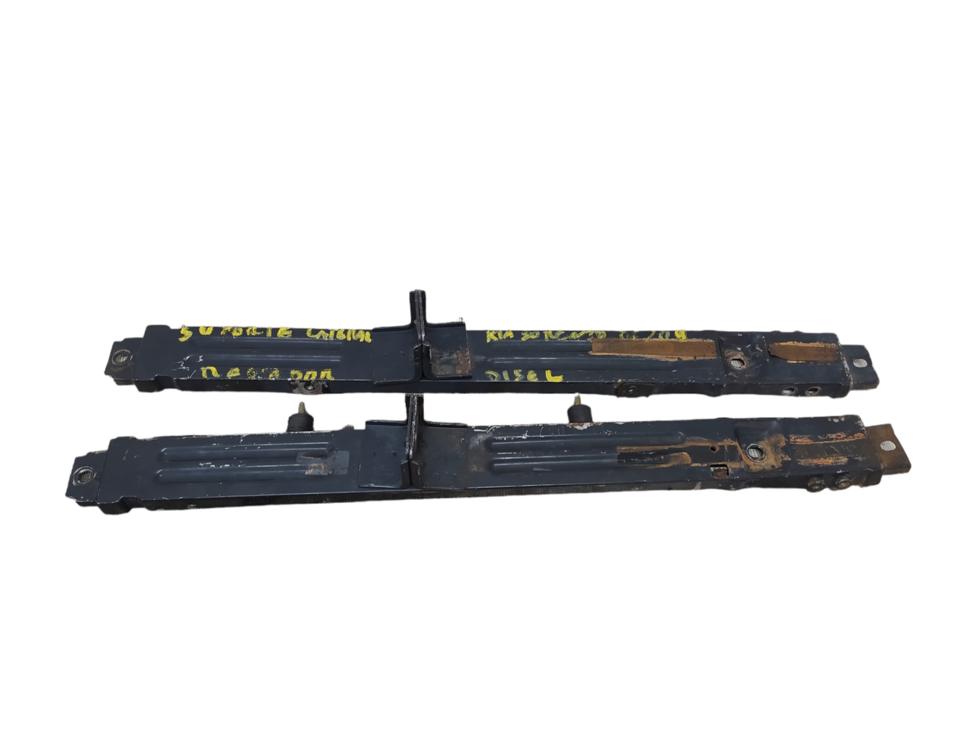 Par Suporte Lateral Do Radiador Kia Sorento Diesel Manual 2006 2009