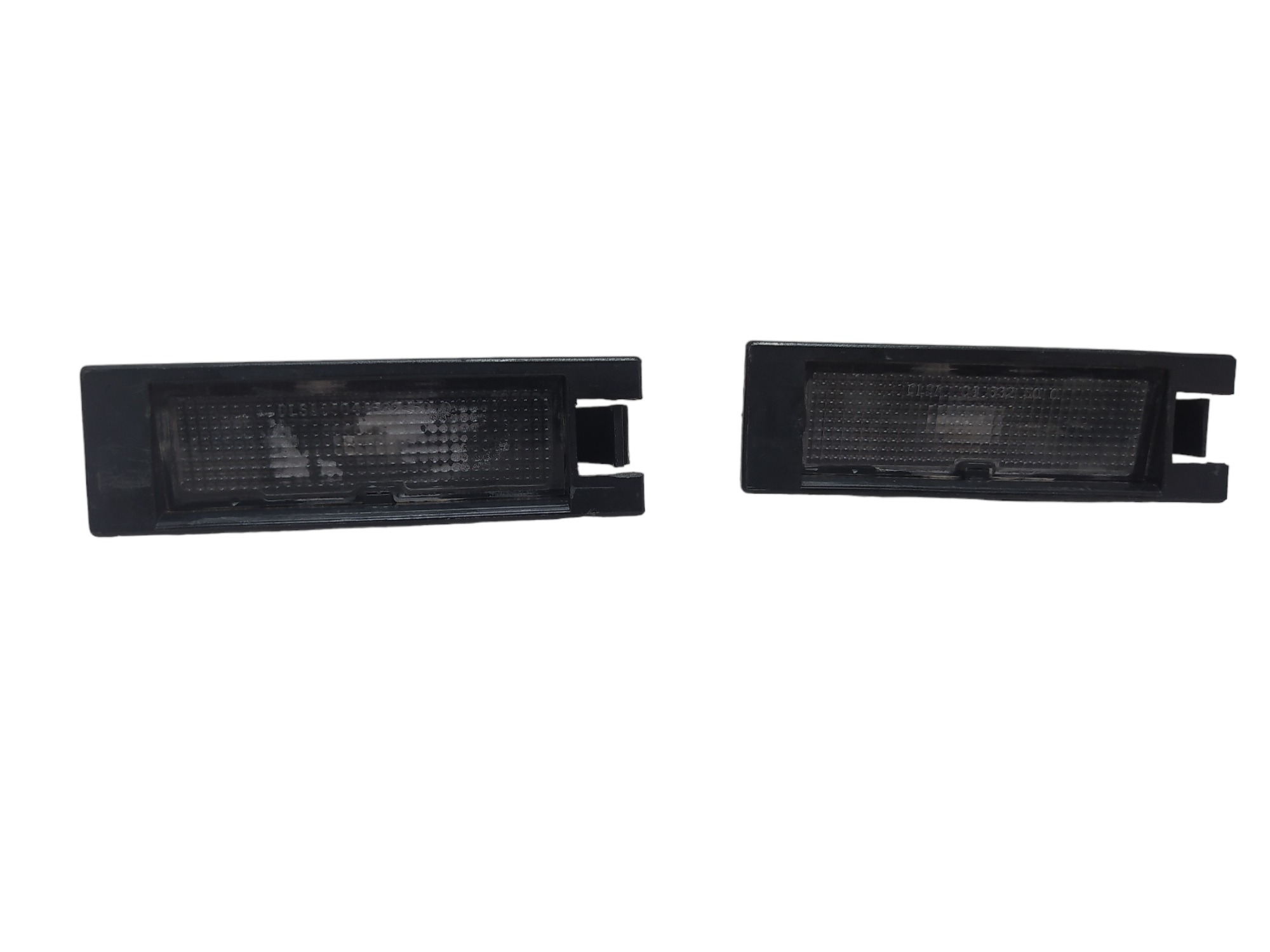 Lanterna Luz De Placa Fiat Strada 1.4 2017 Par V80 2
