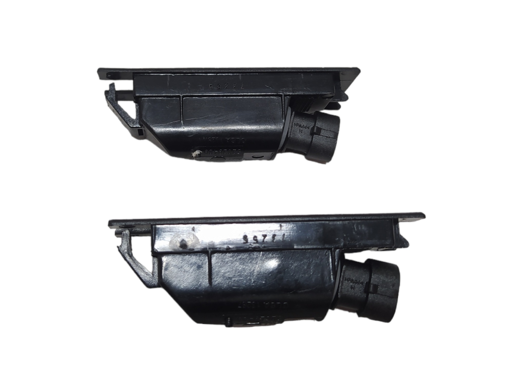 Lanterna Luz De Placa Fiat Strada 1.4 2017 Par V80 8