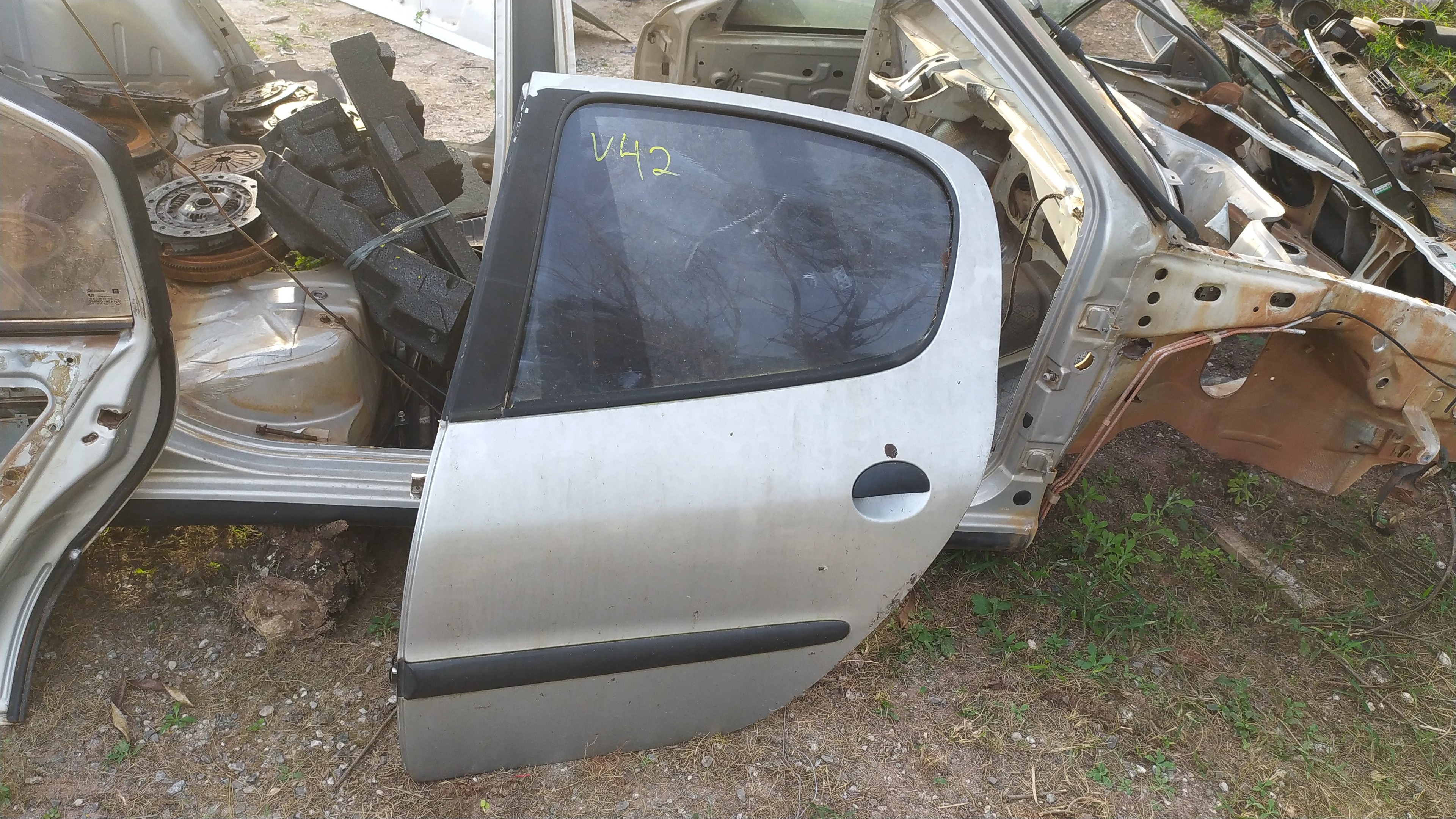 Porta Traseira Esquerda Peugeot 206 1.0 2002 V42 Balcão