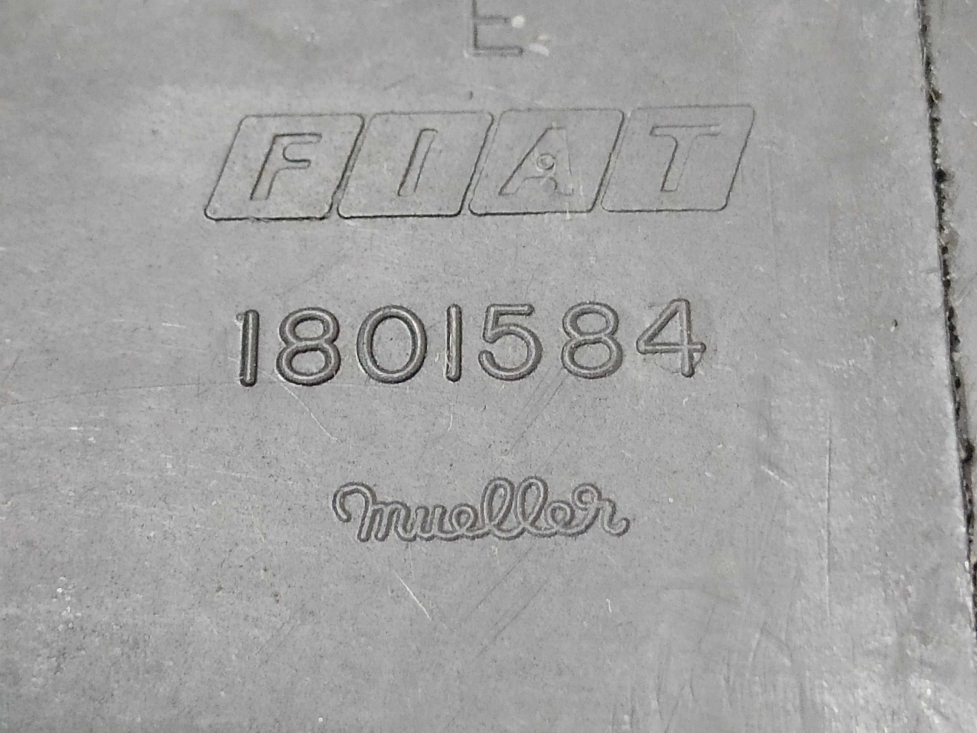 Suporte Bagagito Traseiro Esquerdo Fiat Uno 1.5 1992 V57 6