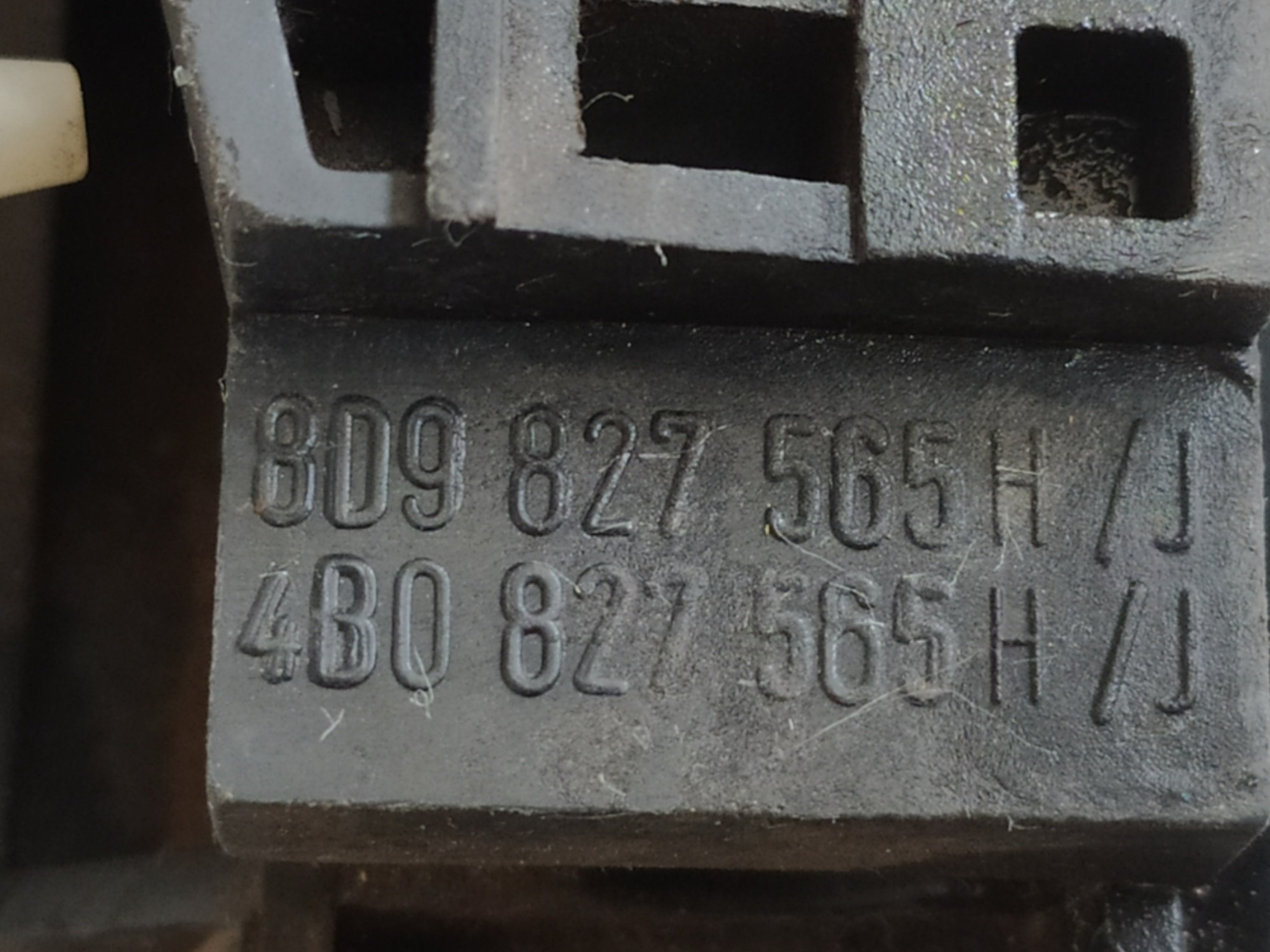 Maçaneta Eletrica Porta Malas Audi A3 2000 A 2006 Balcão 7