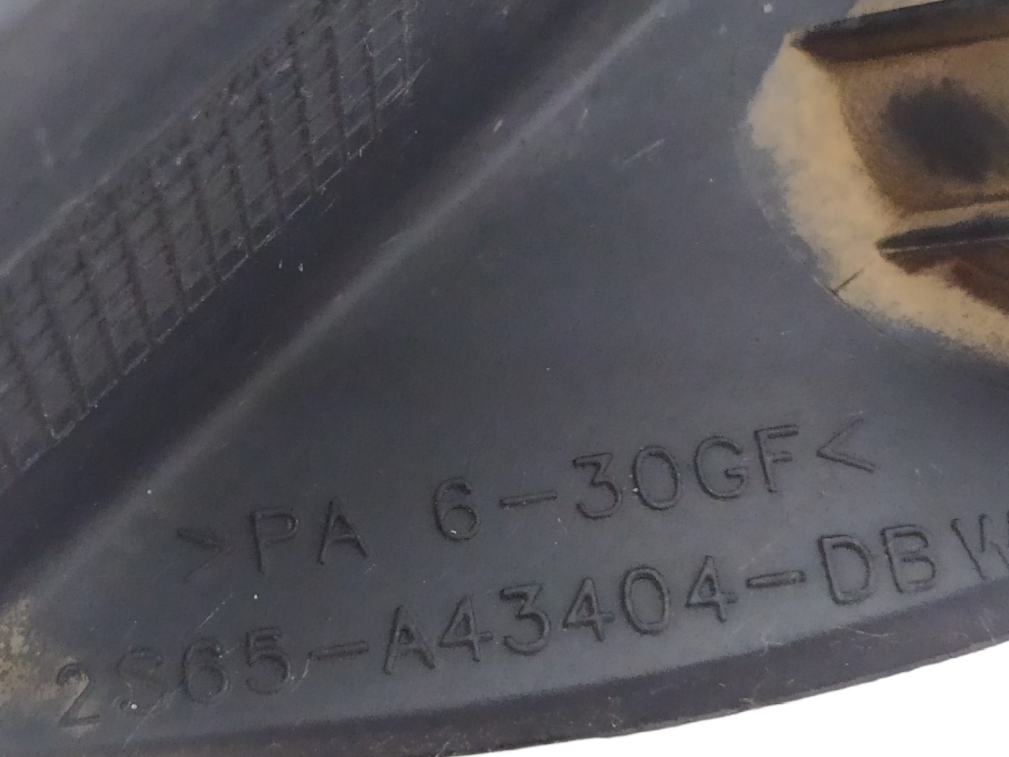 Friso Moldura Porta Malas Ford Fiesta 2002 2s65a43404 V59 7