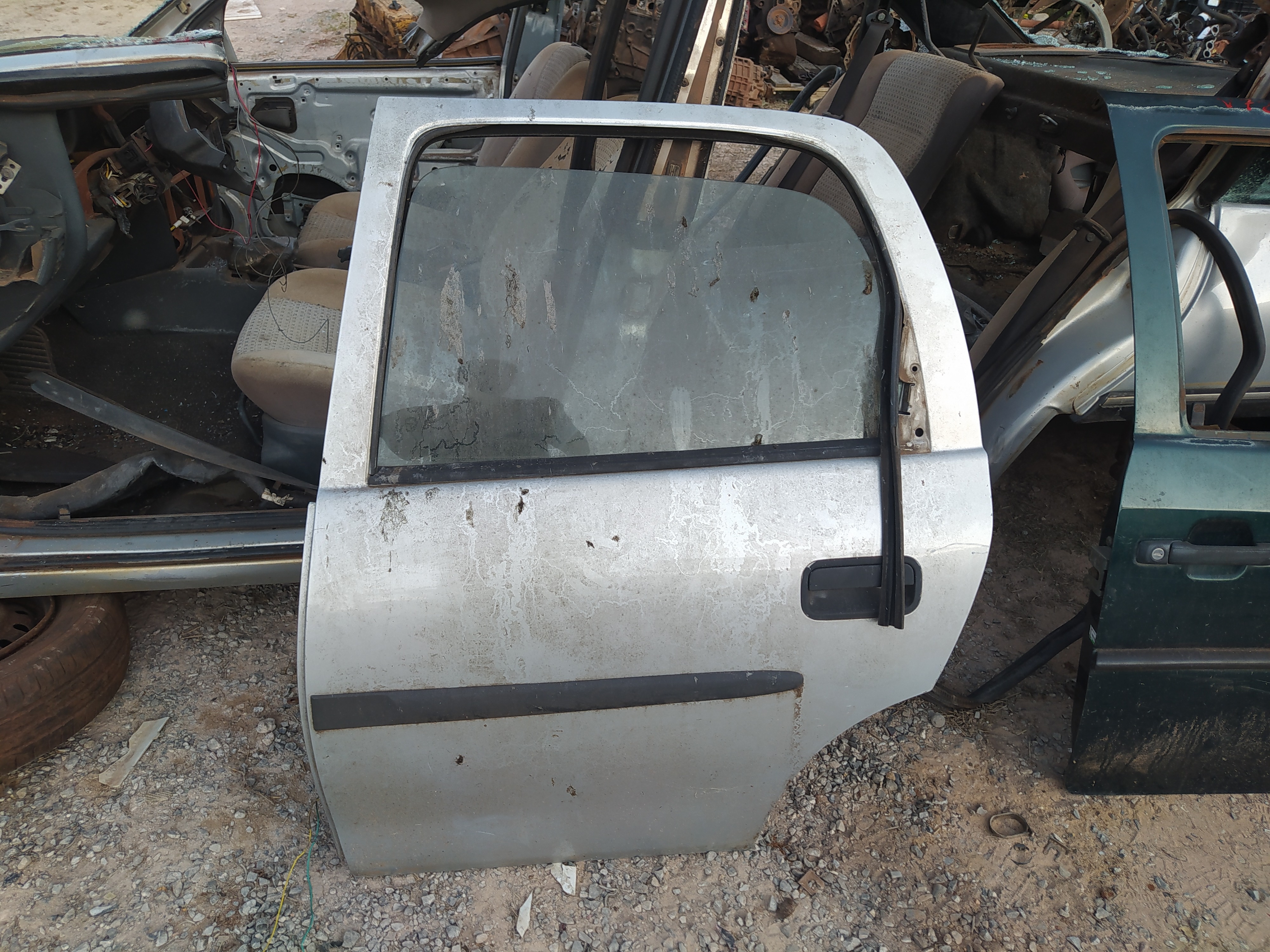 Porta Traseira Esquerda GM Corsa 1.0 2003 V61 Balcão