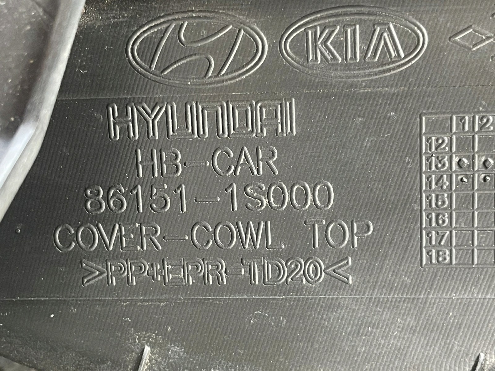 Grade Churrasqueira Hyundai Hb20 1.6 2014 861511s000 V69 8