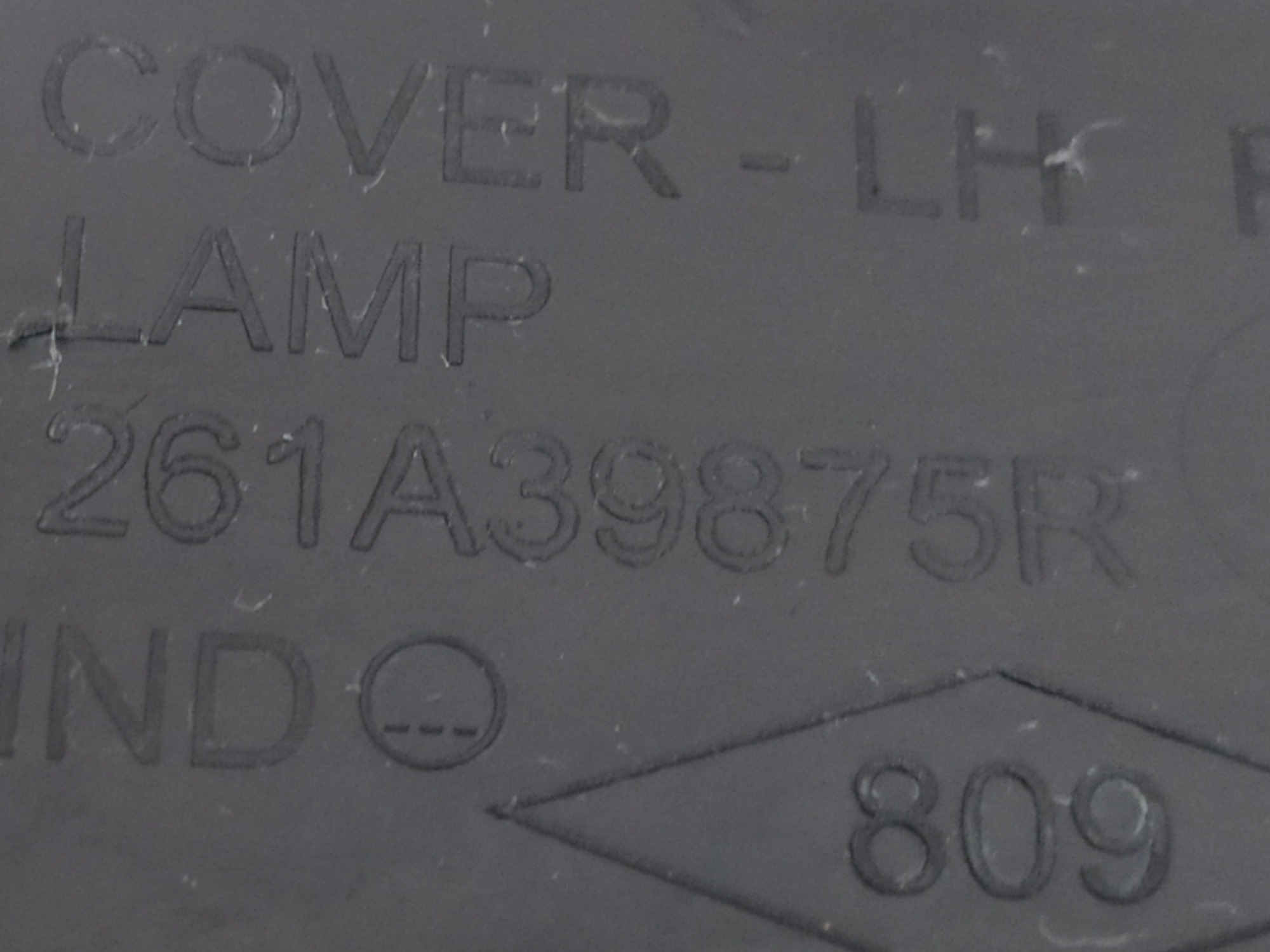 Grade Farol Milha Ld Direito Renault Kwid 2019 V78  Direito 7