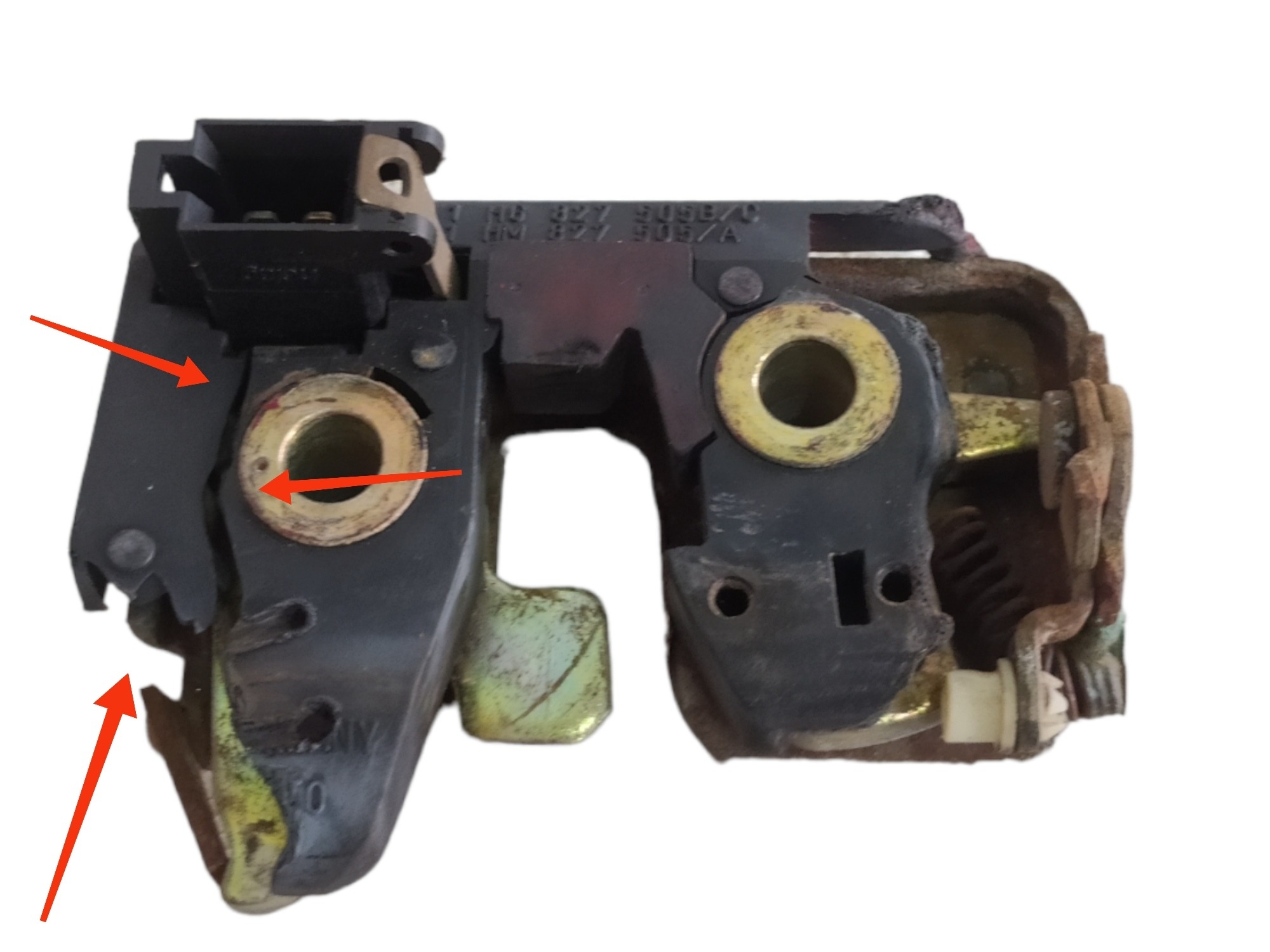 Fechadura Tampa Traseira Vw Golf 1995 V41 8