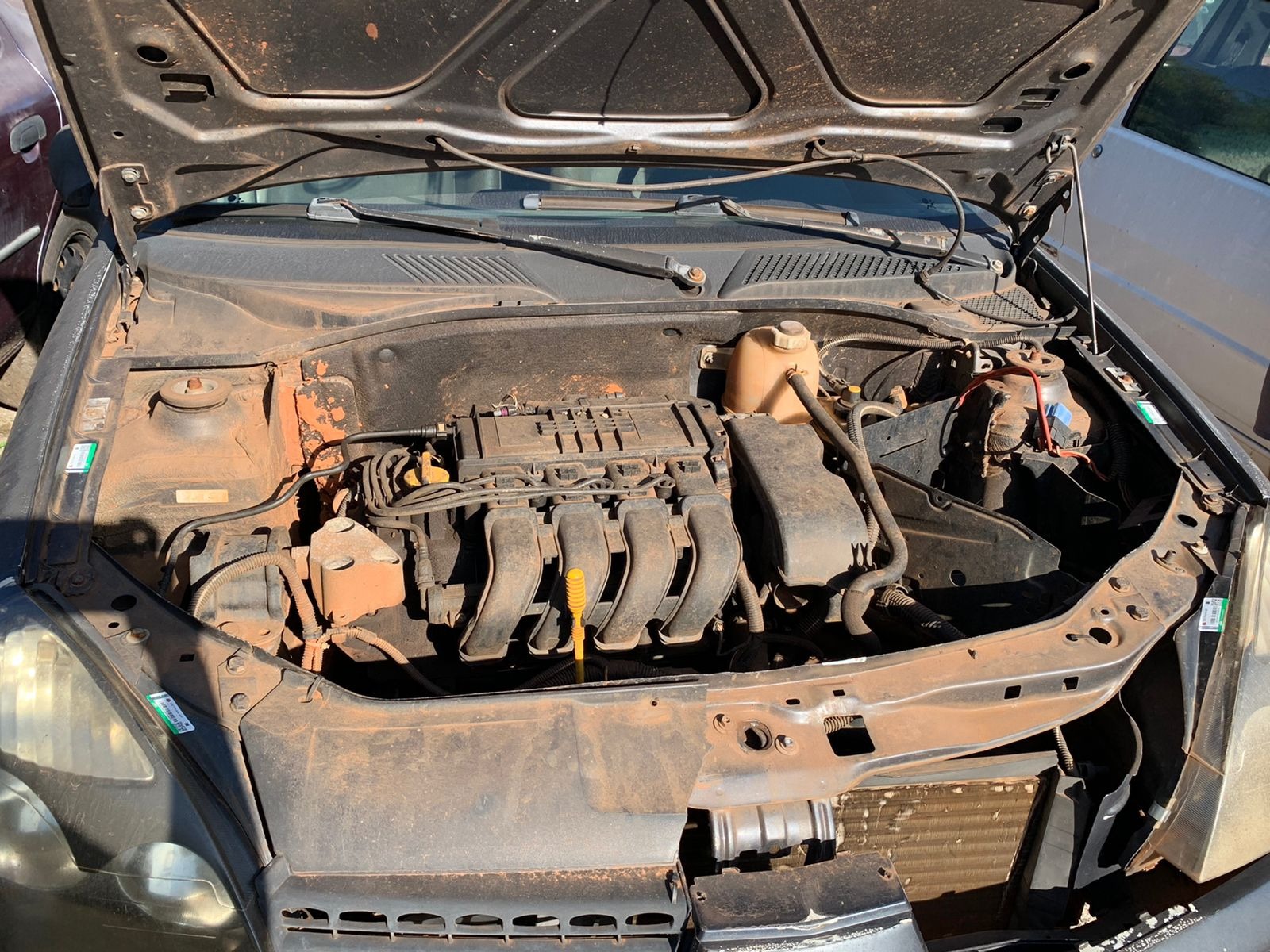 Motor Câmbio E Peças Interior Renault Clio 2004 V47
