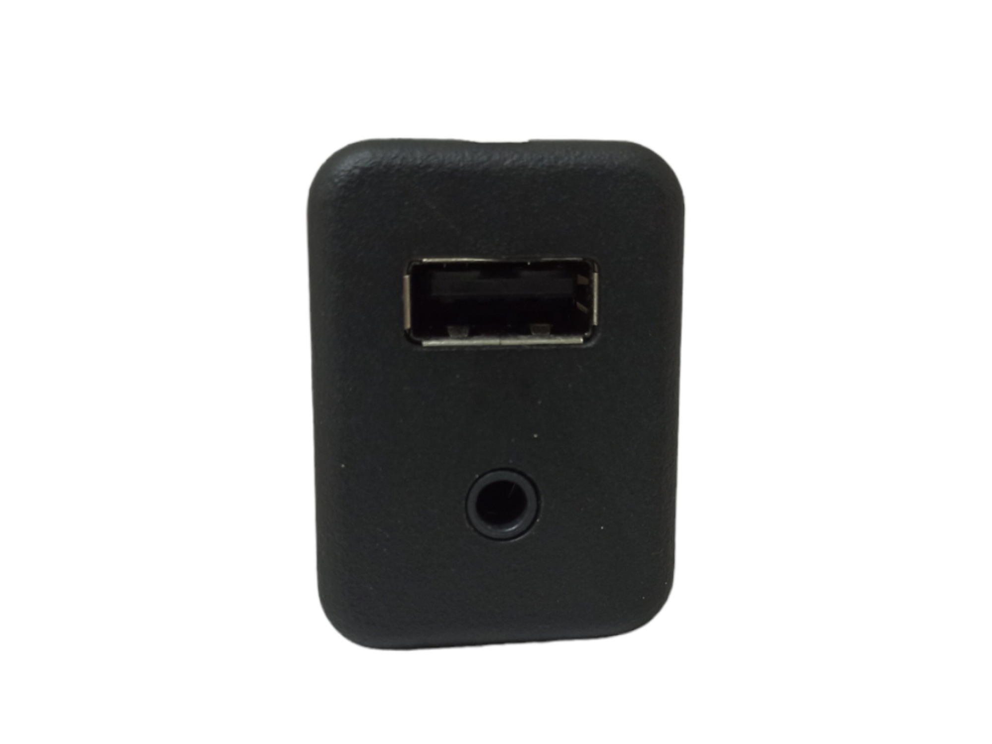 Conector Adaptador Entrada Usb E Auxiliar Gm Cobalt 2012 2