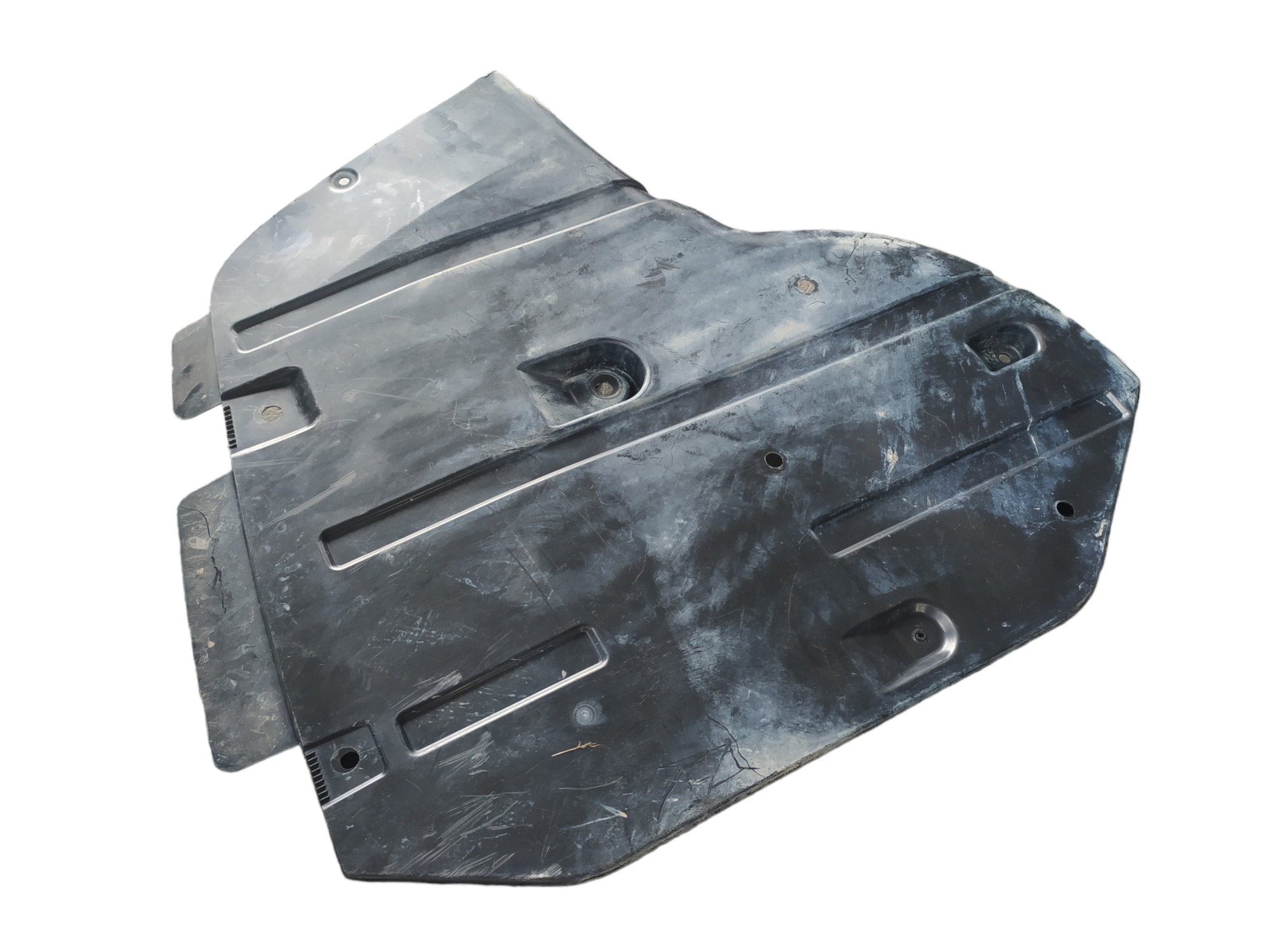 Defletor Traseiro Protetor Do Tanque Gm Cobalt 2017 A 2020 2
