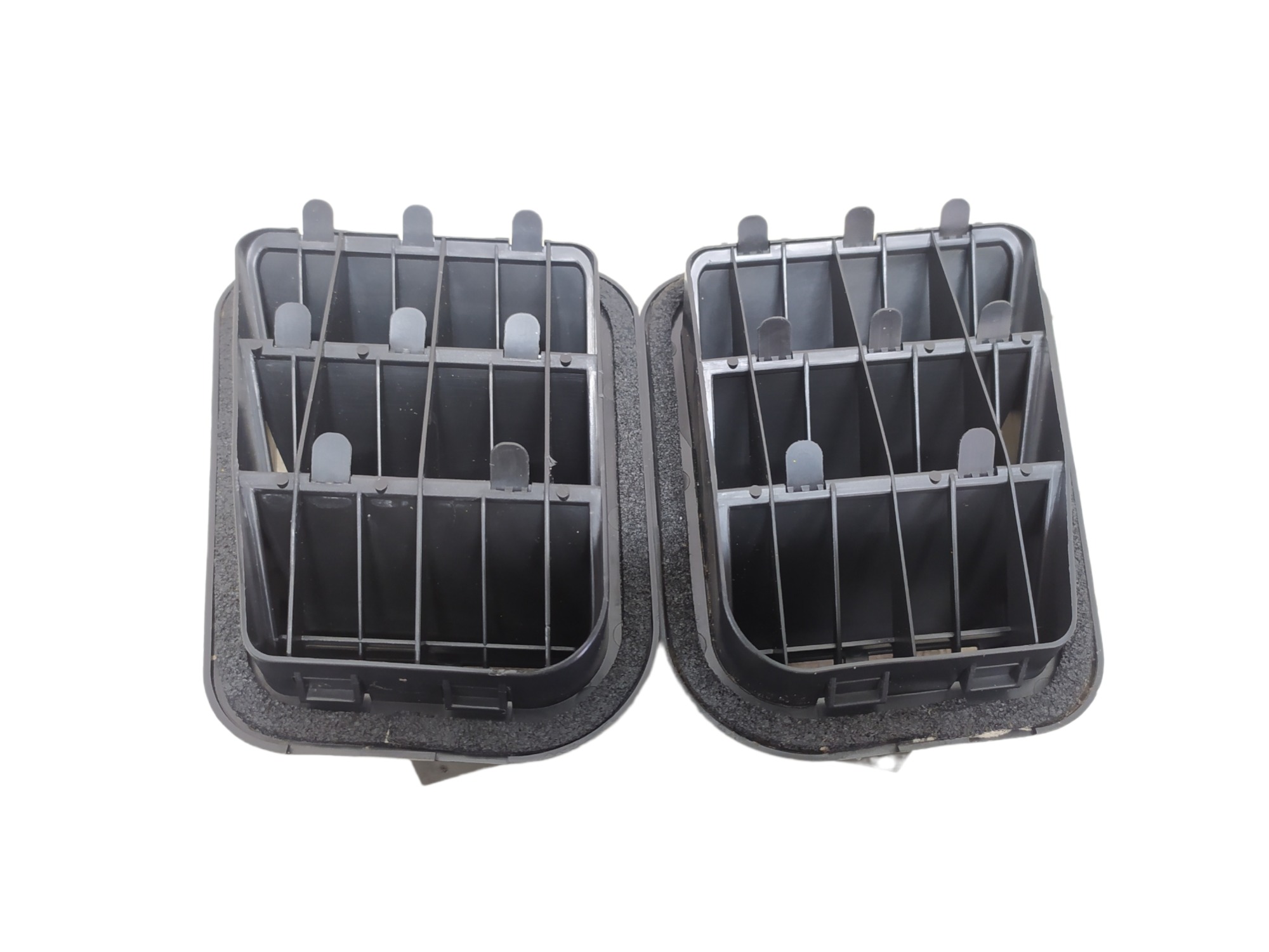 Difusor Saida Ar Hyundai Hb20 2014 975201s000 V69 Par 4