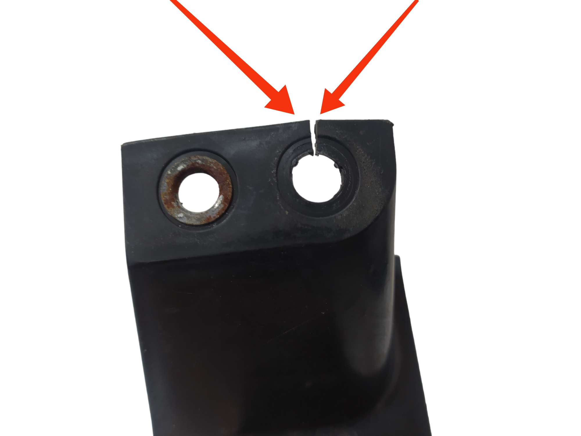 Suporte Parachoque Dianteiro Direito Fiat Palio 2016 V82 8