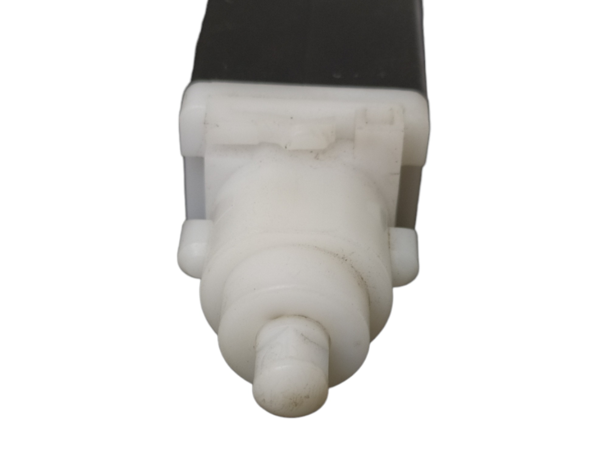 Sensor Freio Fiat Palio 1.6 2016 46840510 V86 4