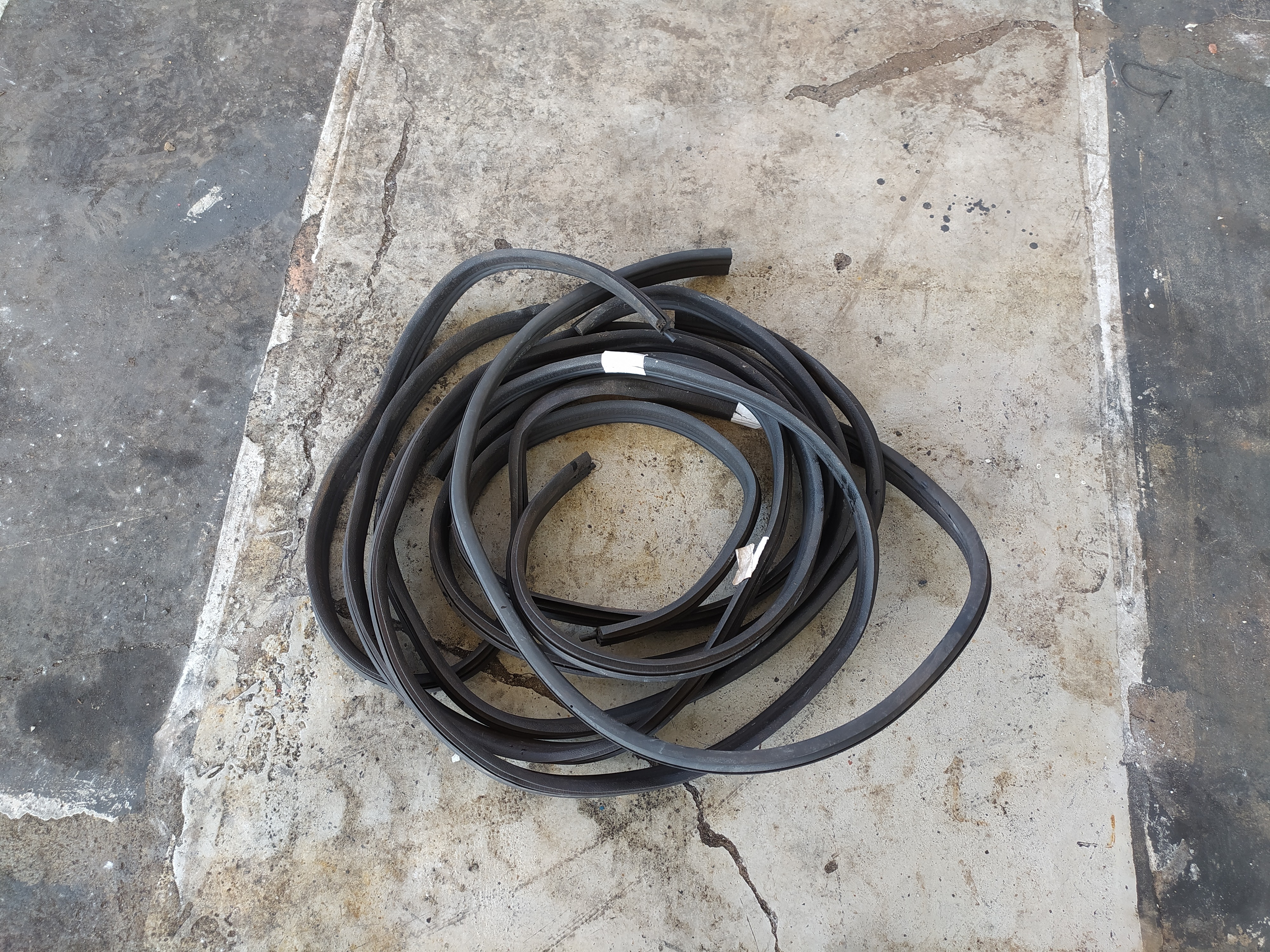 Jogo Borrachas De Porta Chevrolet Onix 2014 Balcão