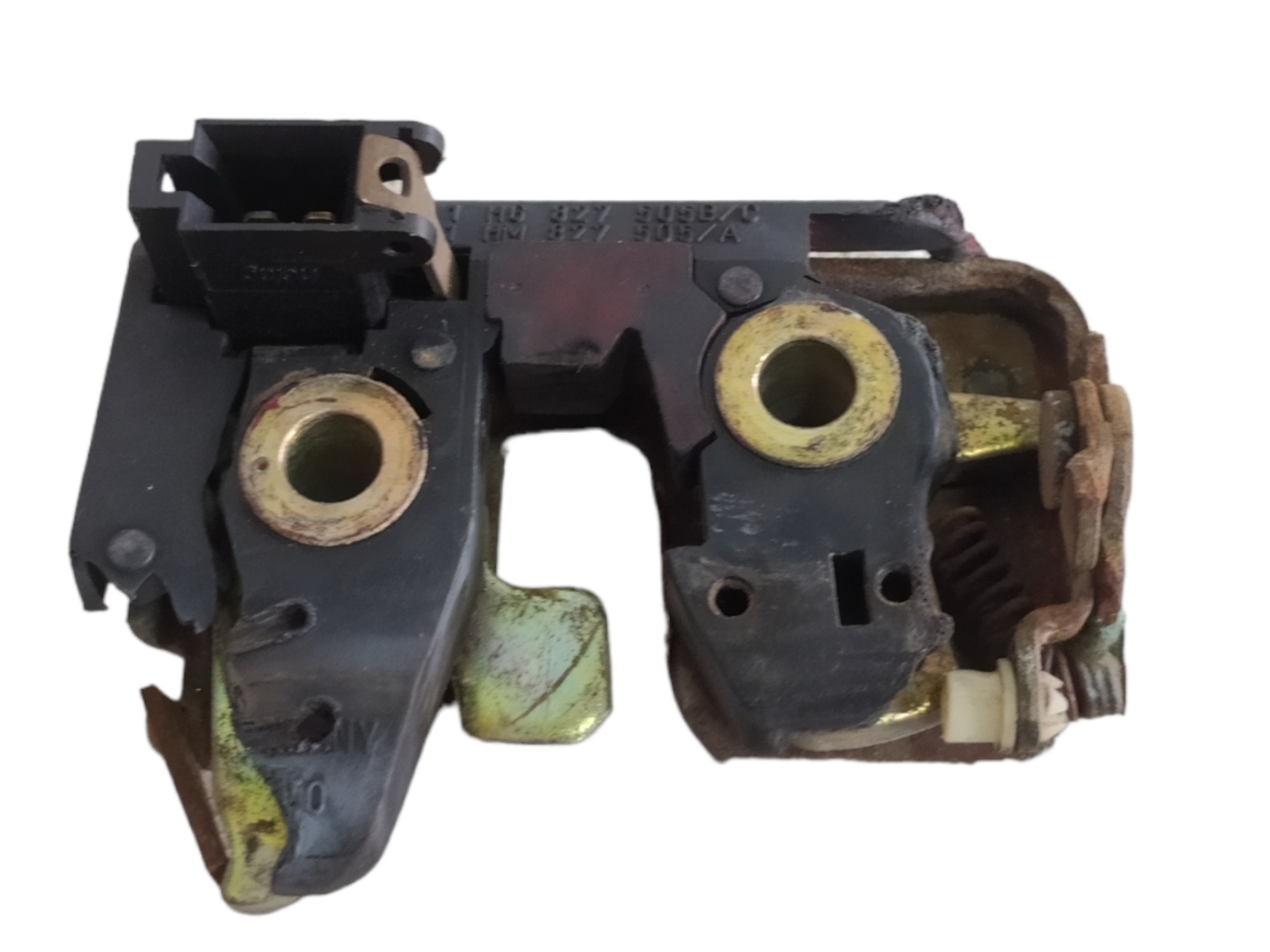 Fechadura Tampa Traseira Vw Golf 1995 V41 4