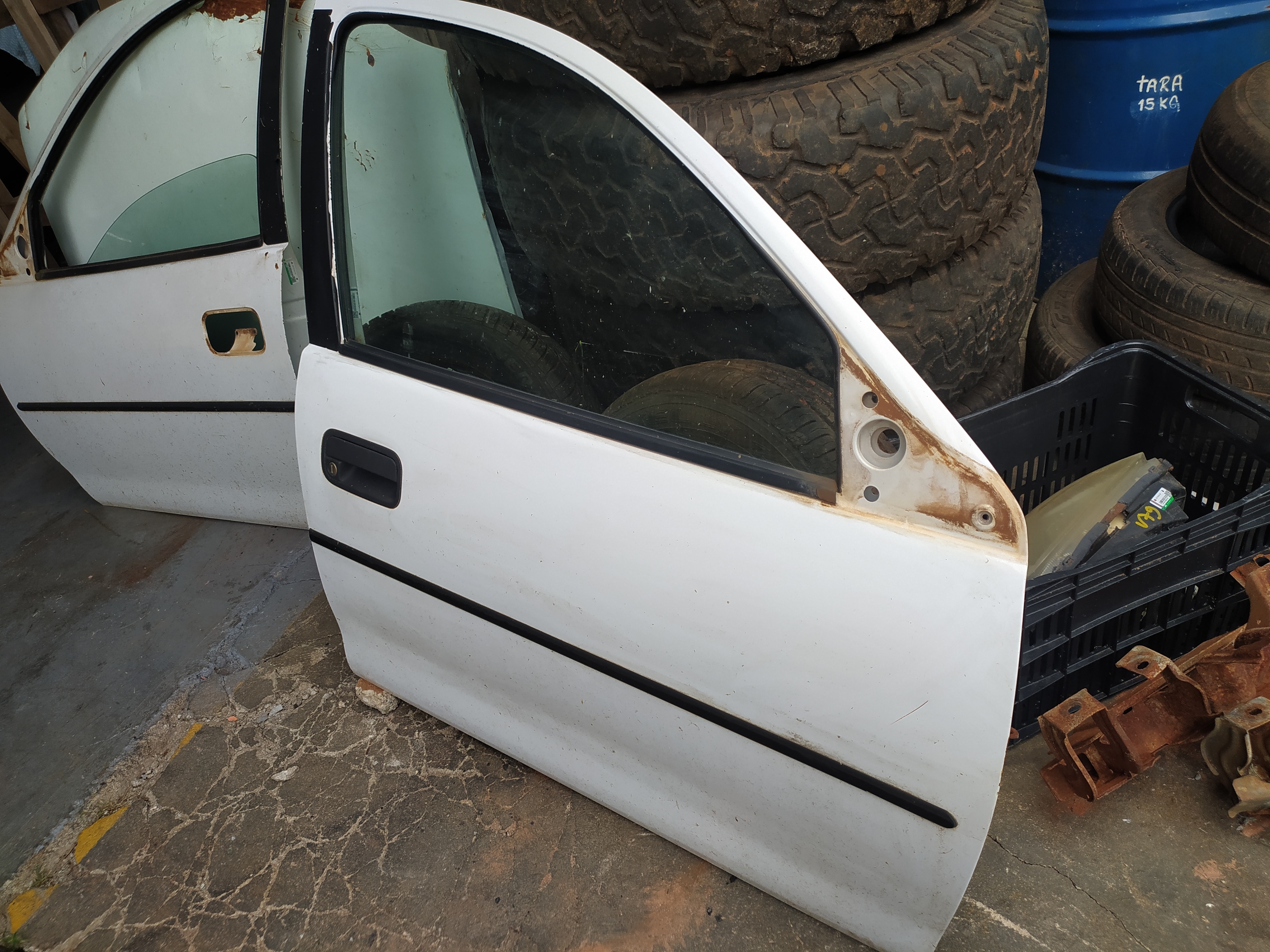 Porta Dianteira Direita Chevrolet Corsa 1997 V26 Balcão